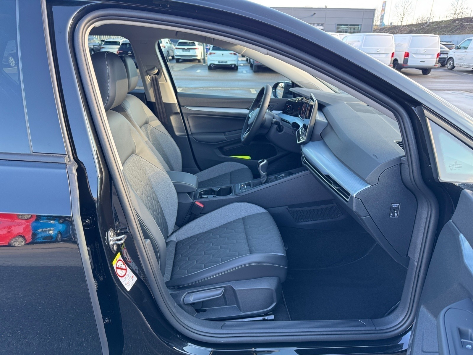 Volkswagen - Golf Life 1,5 l TSI OPF  6 -Gang