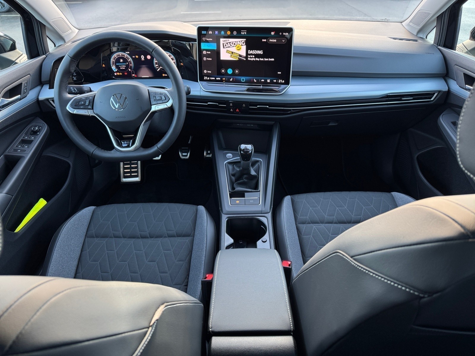Volkswagen - Golf Life 1,5 l TSI OPF  6 -Gang