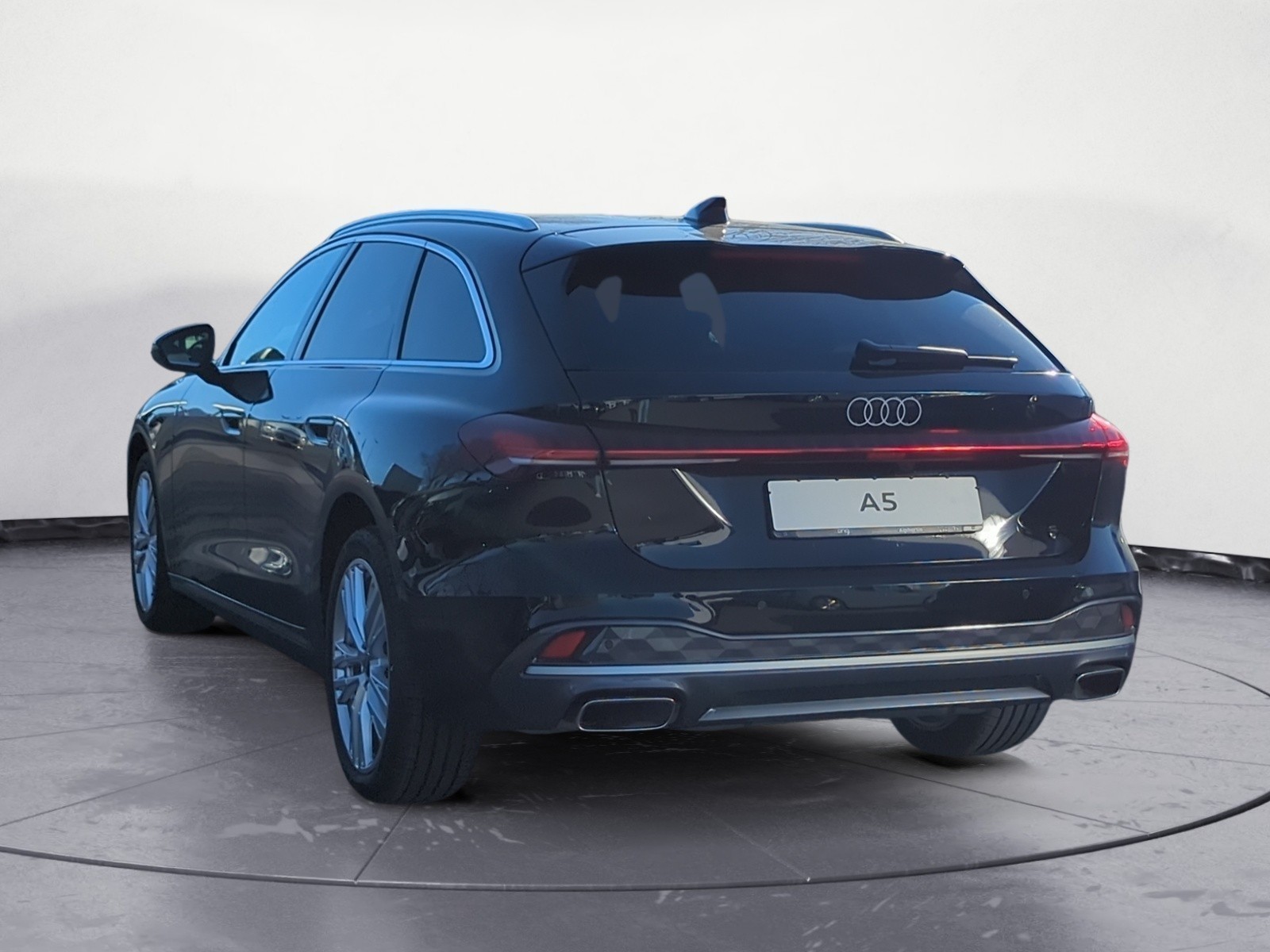 Audi - A5 Avant TFSI  S tronic