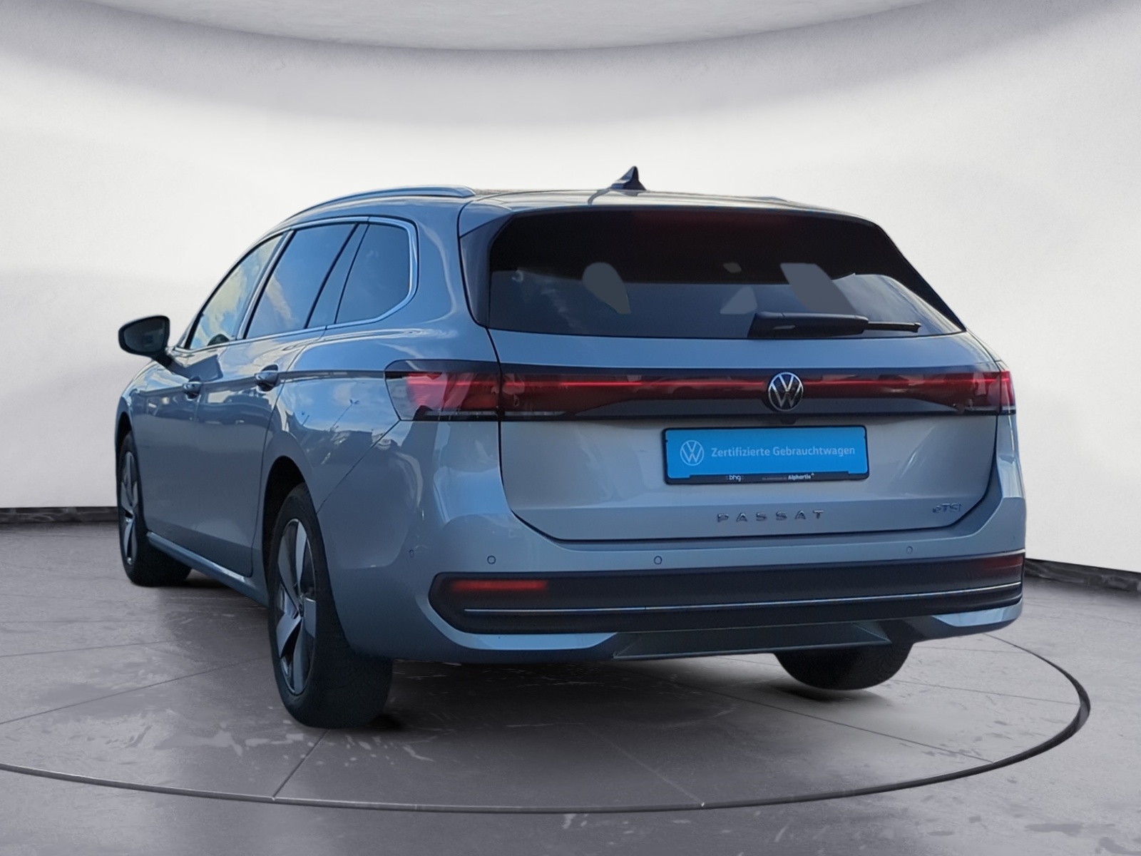 Volkswagen - Passat Variant 1.5 e-TSI OPF DSG Business