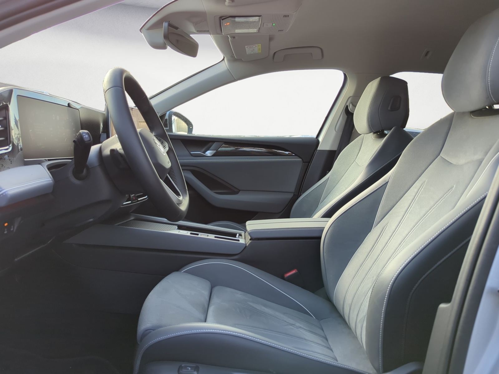 Volkswagen - Passat Variant 1.5 e-TSI OPF DSG Business
