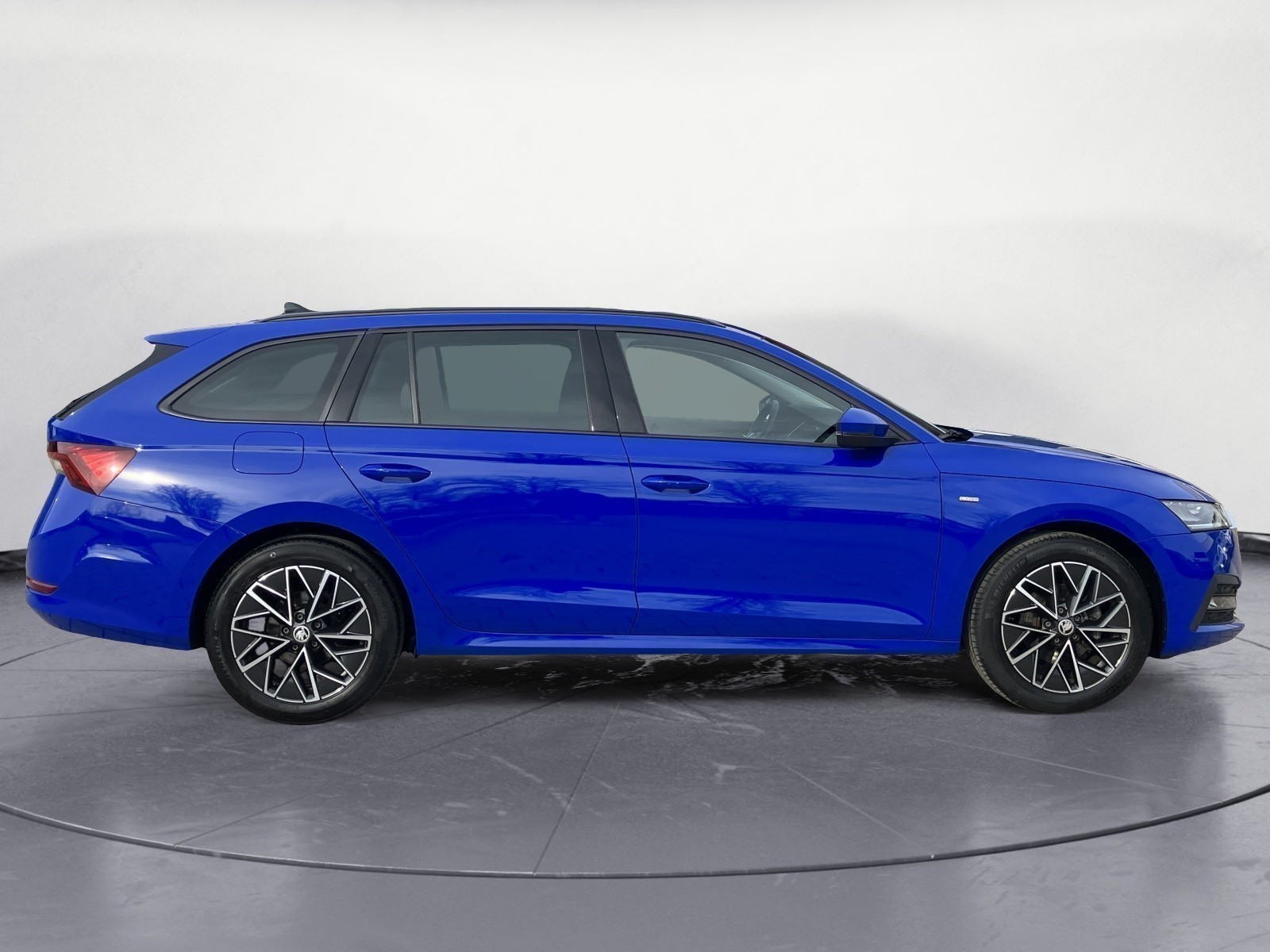 Skoda - Octavia Combi 2.0 TDI DSG Clever