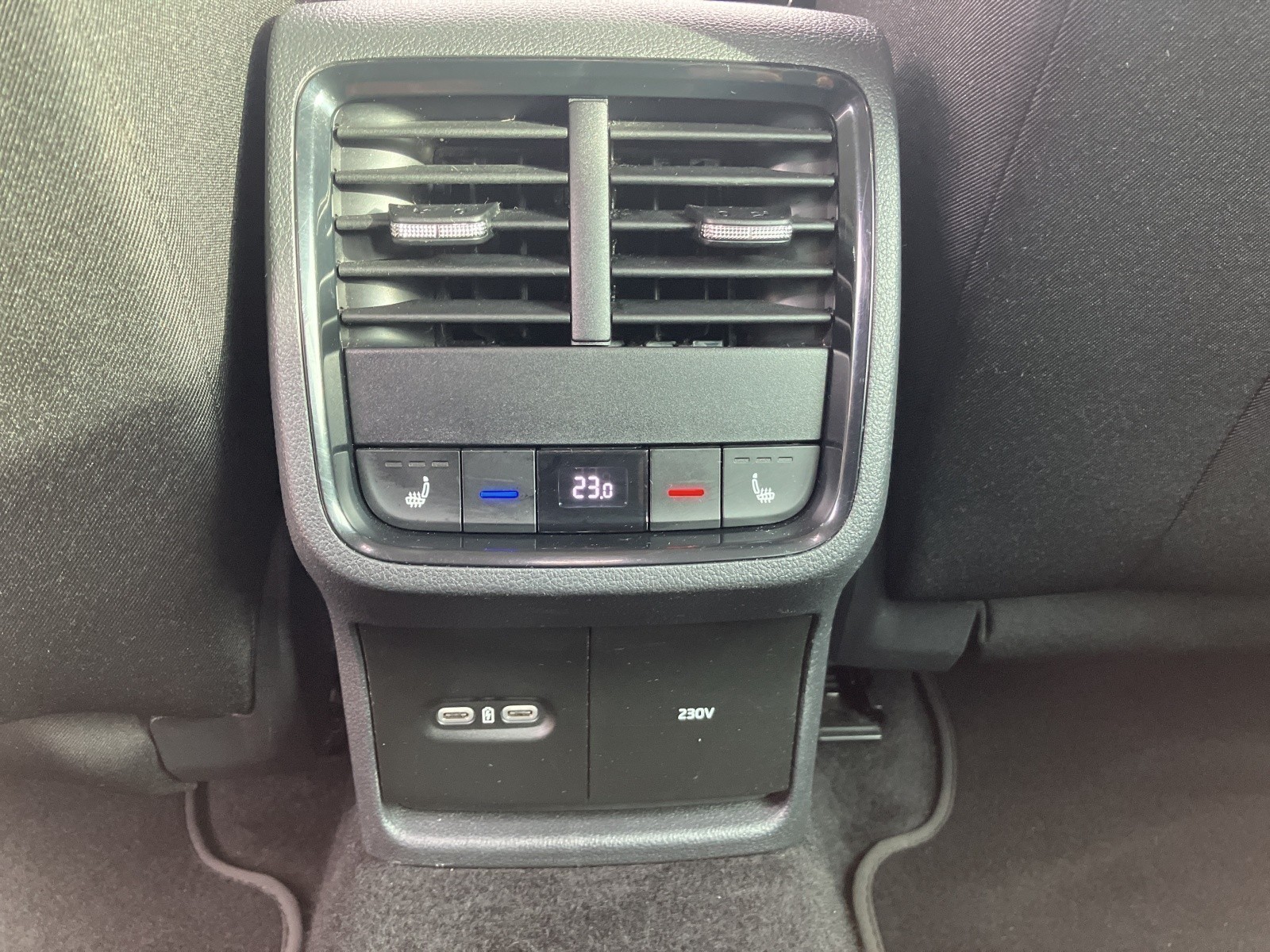 Skoda - Octavia Combi 2.0 TDI DSG Clever