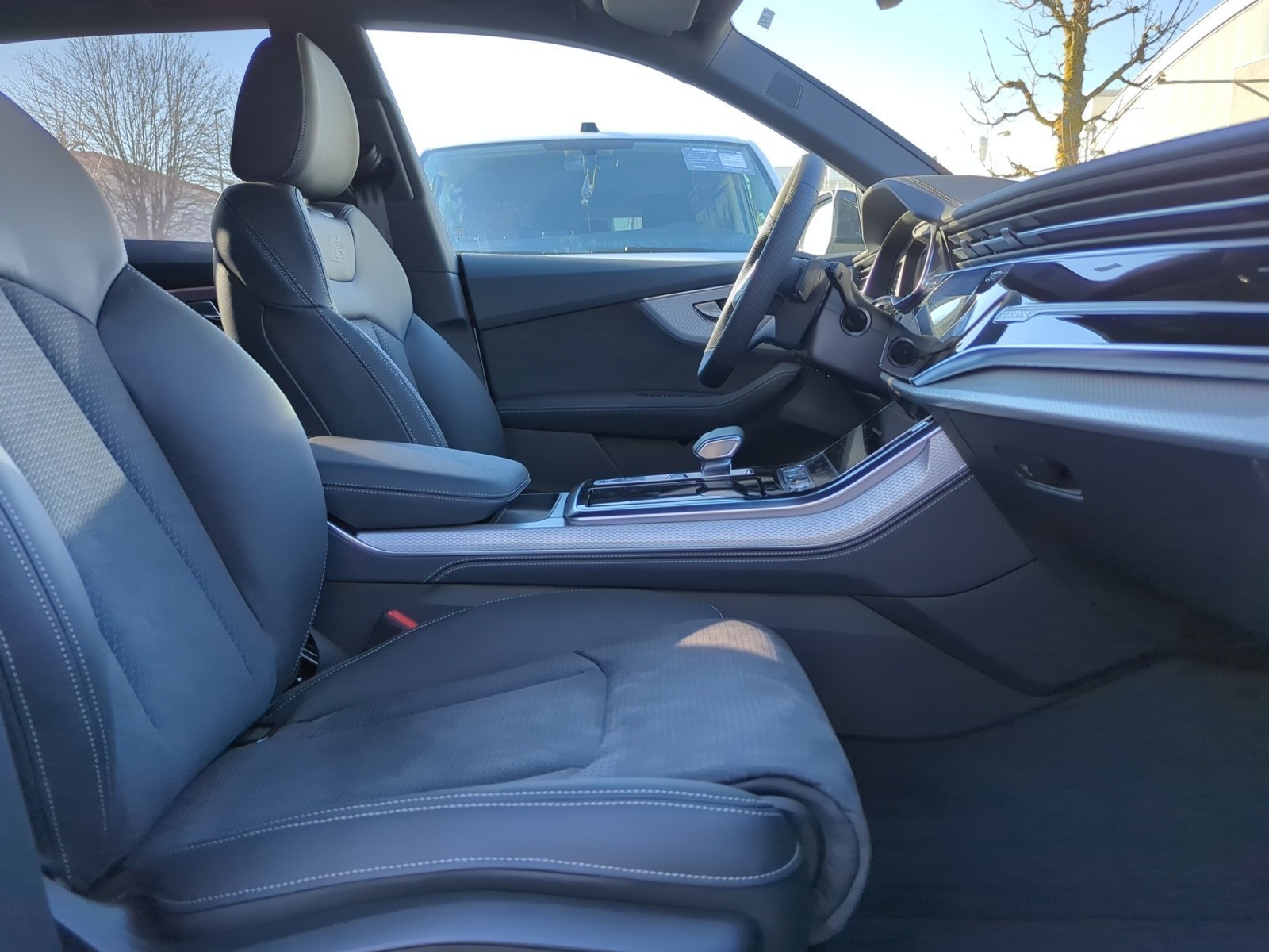 Audi - Q8 SUV 50 TDI quattro 210(286) kW(P S) tiptronic