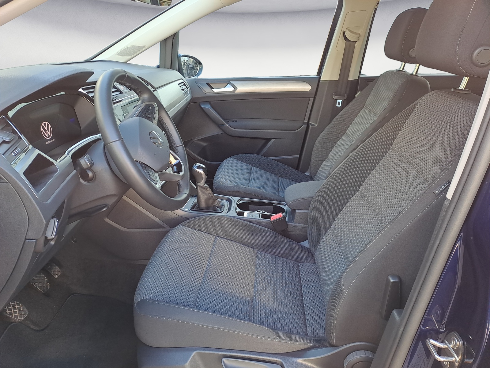 Volkswagen - Touran Comfortline 2,0 TDI SCR 6-G