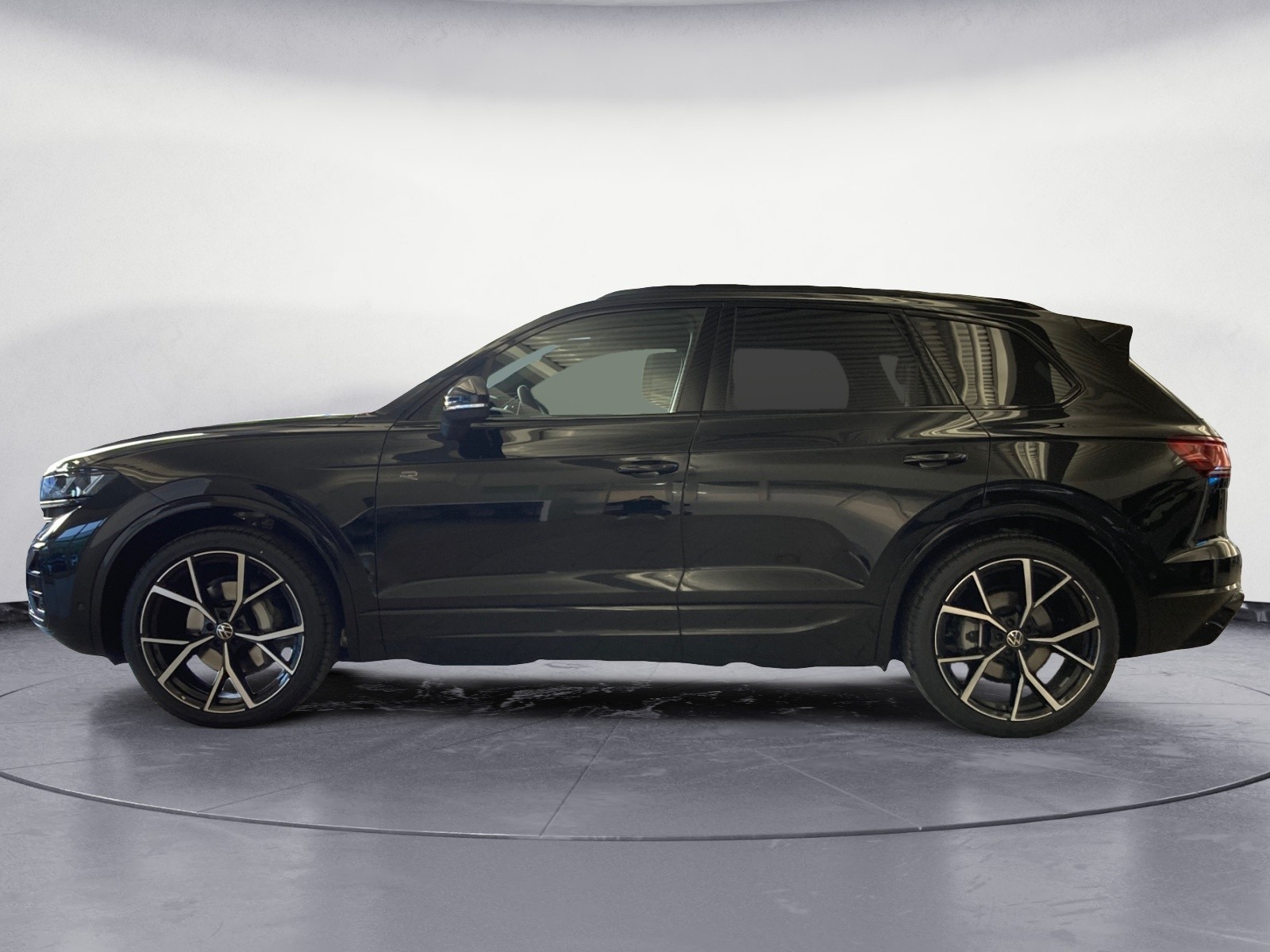 Volkswagen - Touareg R-Line 3,0 l V6 TDI SCR 4MOTION  8-Gang-Automatik (Tiptro nic)