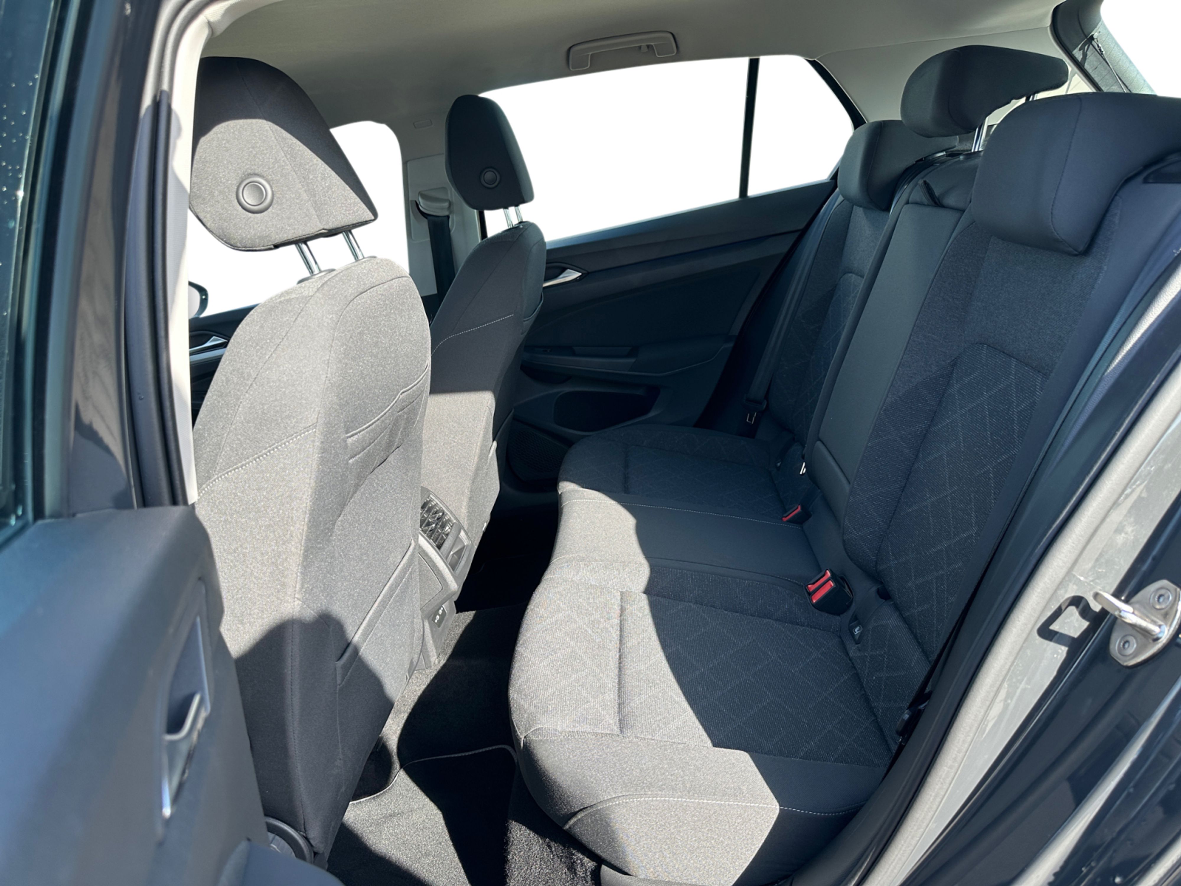 Volkswagen - Golf Life 1,5 TSI OPF 6-Gang
