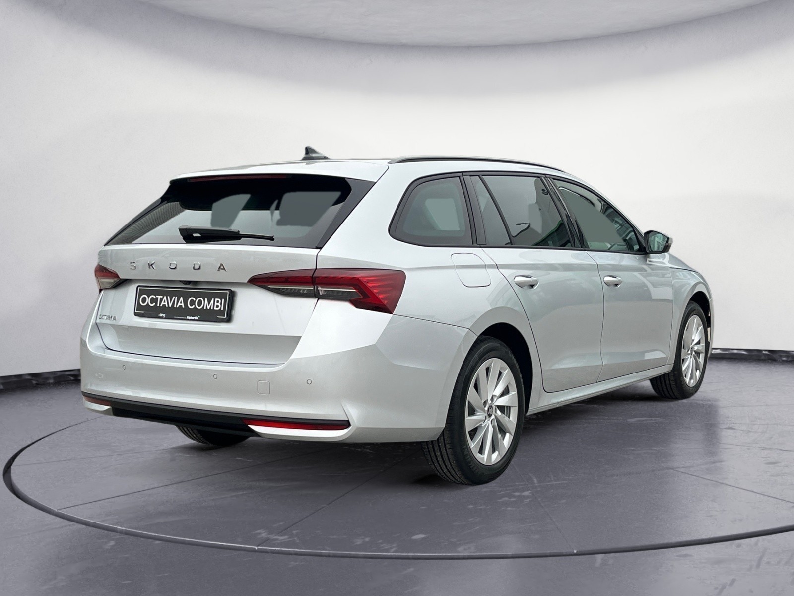 Skoda - Octavia Combi Selection 1,5 TSI mHEV 7-Gang-DSG