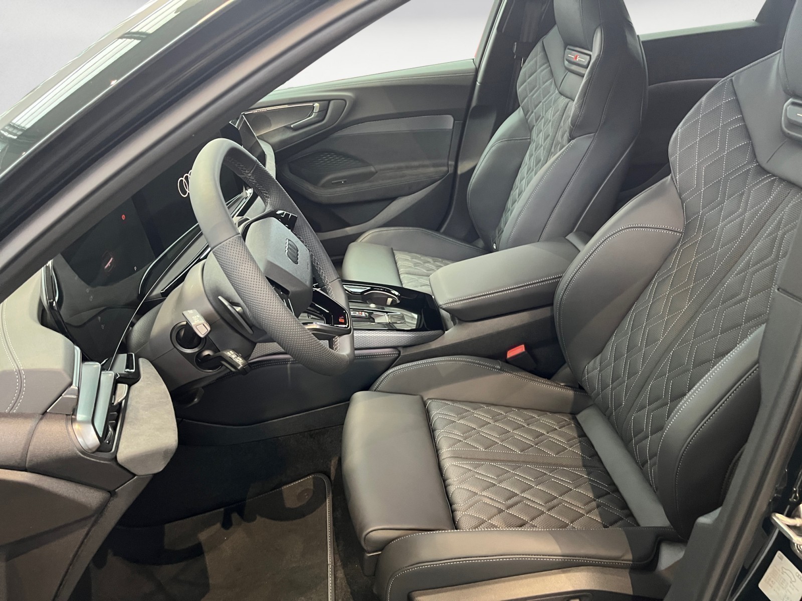 Audi - S5 Limousine TFSI  S tronic