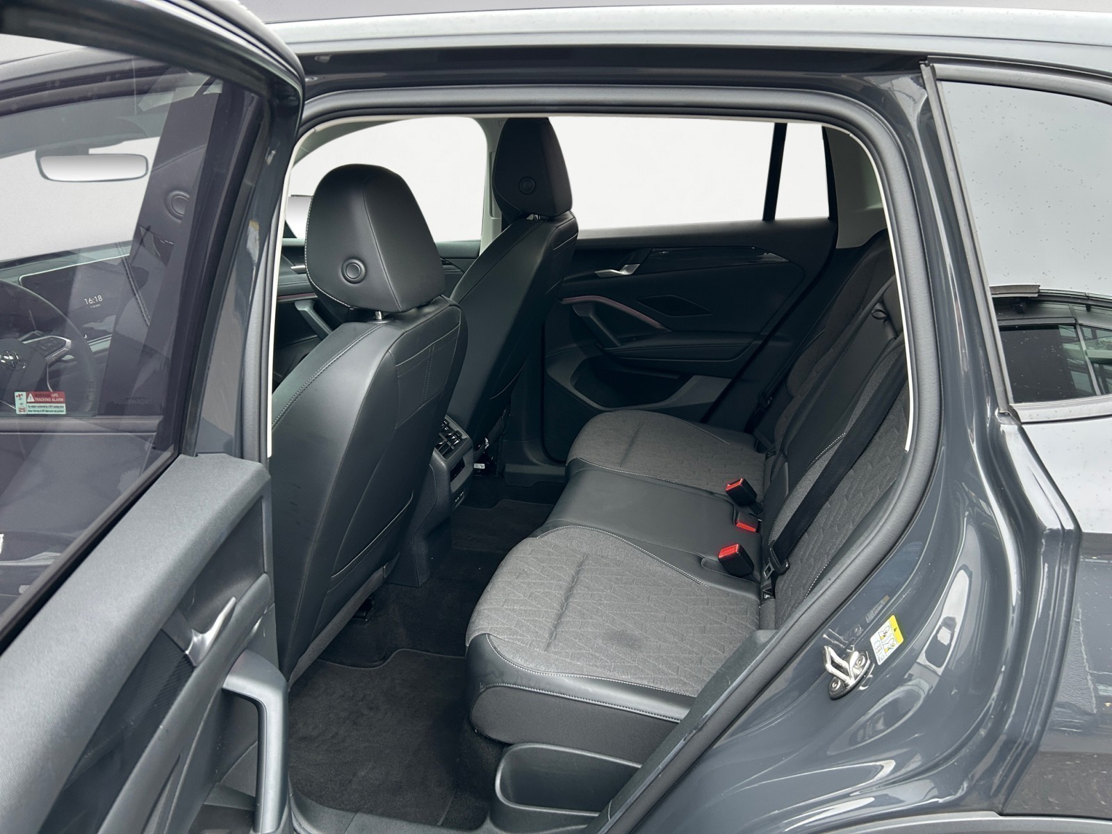 Volkswagen - Tiguan 2.0 TDI SCR DSG Life