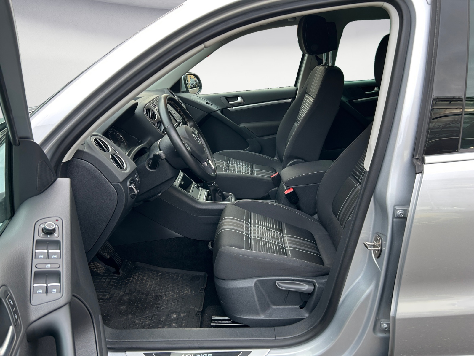 Volkswagen - Tiguan 1.4 TSI BlueMotion Technology Sport & Style