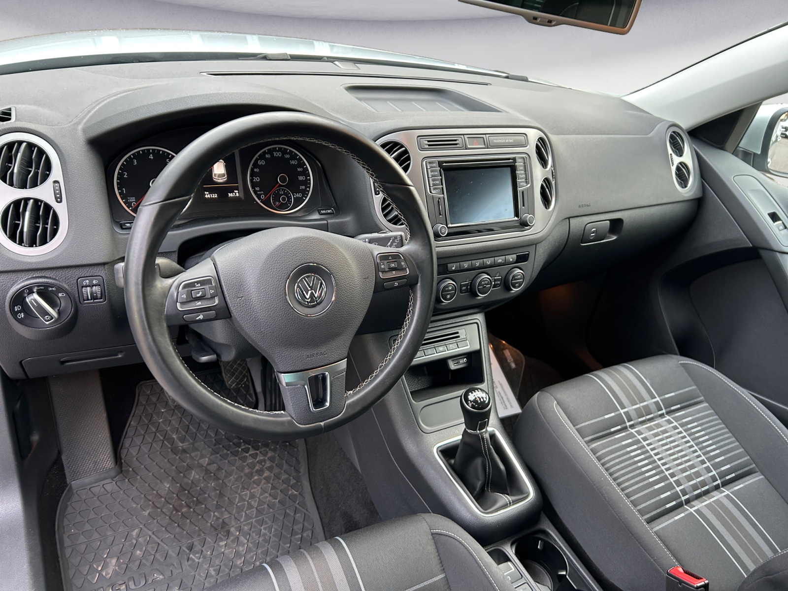 Volkswagen - Tiguan 1.4 TSI BlueMotion Technology Sport & Style