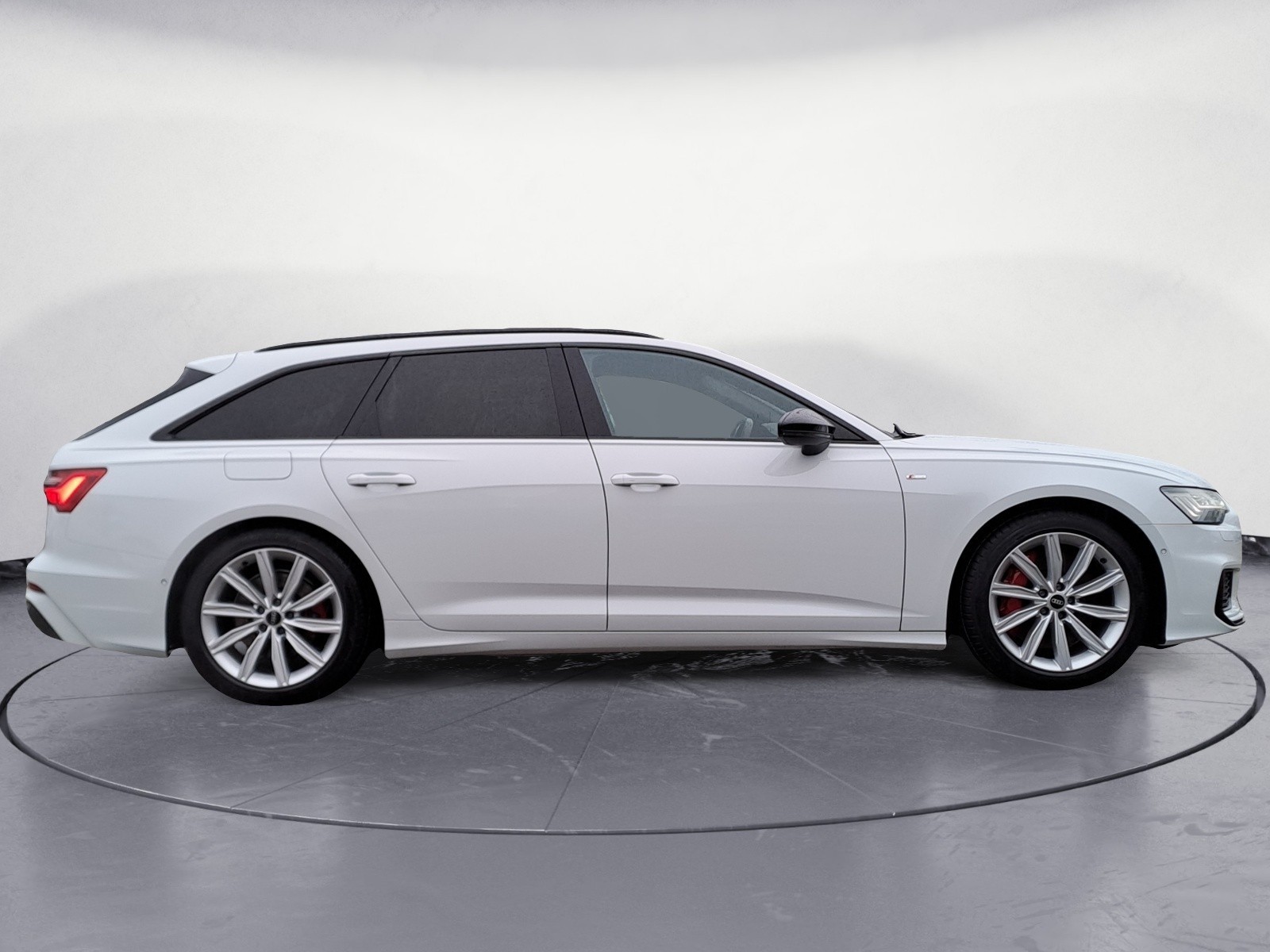 Audi - A6 Avant sport 55 TFSI e quattro 27