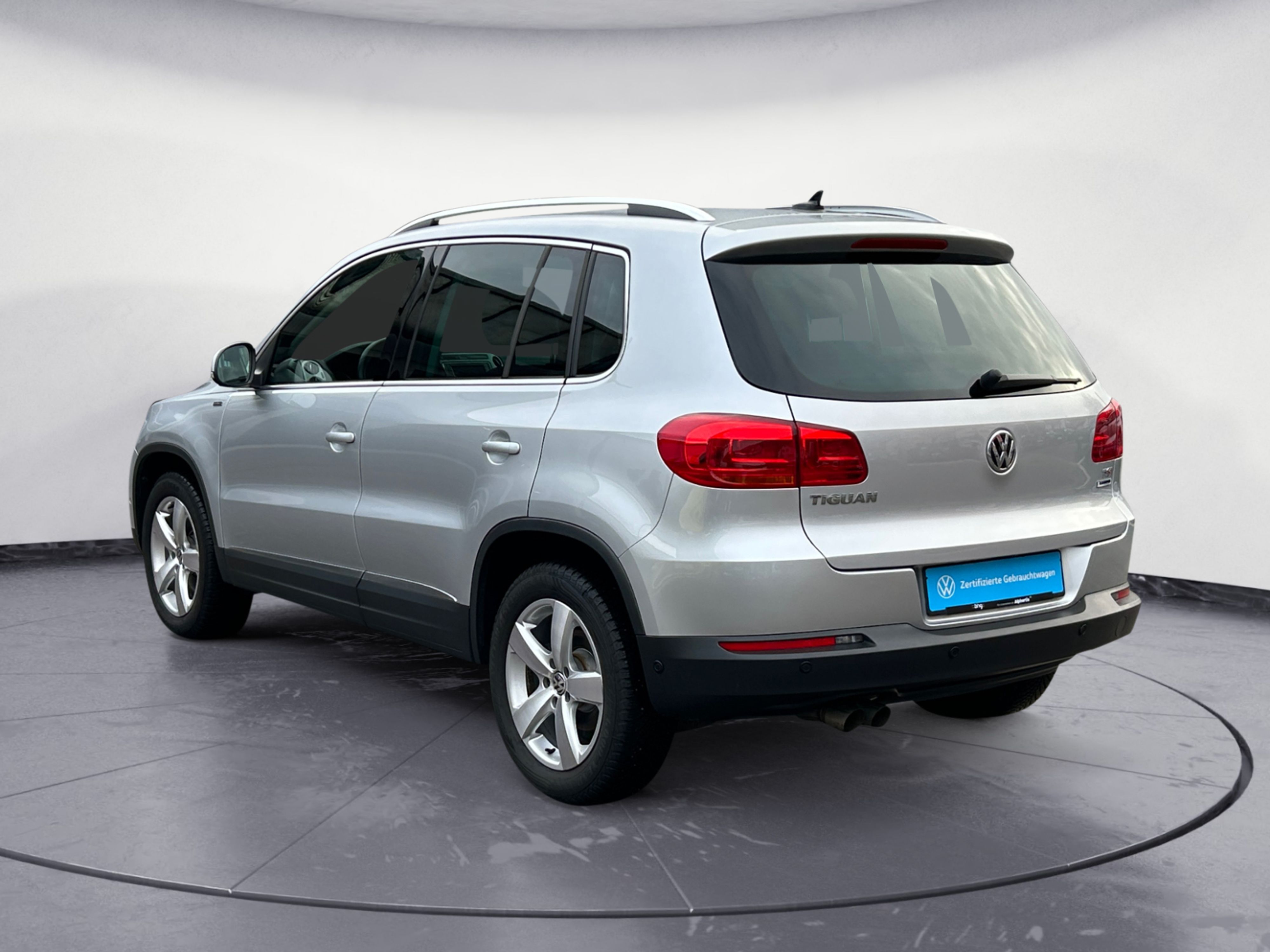 Volkswagen - Tiguan 1.4 TSI BlueMotion Technology Sport & Style