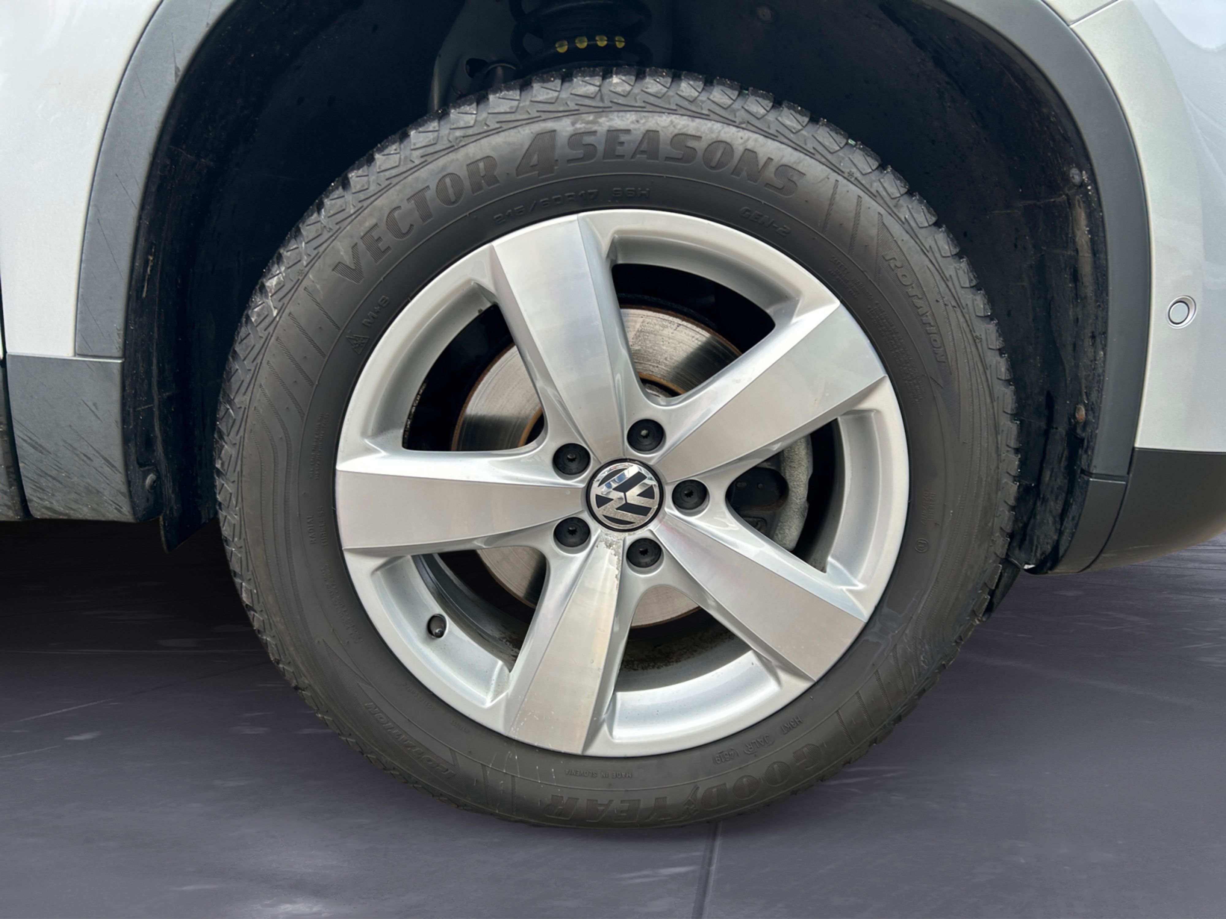 Volkswagen - Tiguan 1.4 TSI BlueMotion Technology Sport & Style