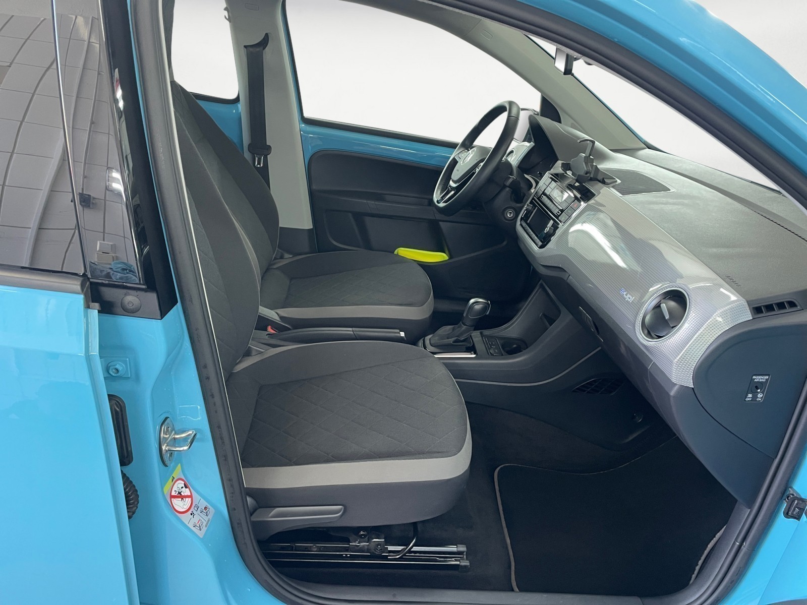 Volkswagen - E-Up! Style