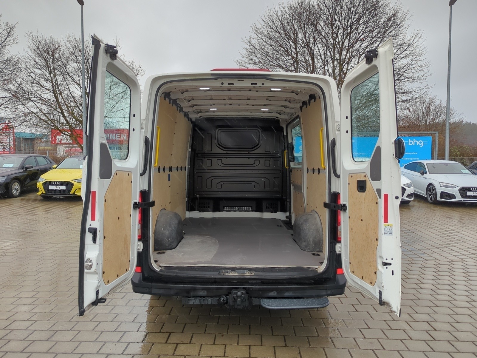Volkswagen - Crafter 30 Kasten MR 2.0TDI