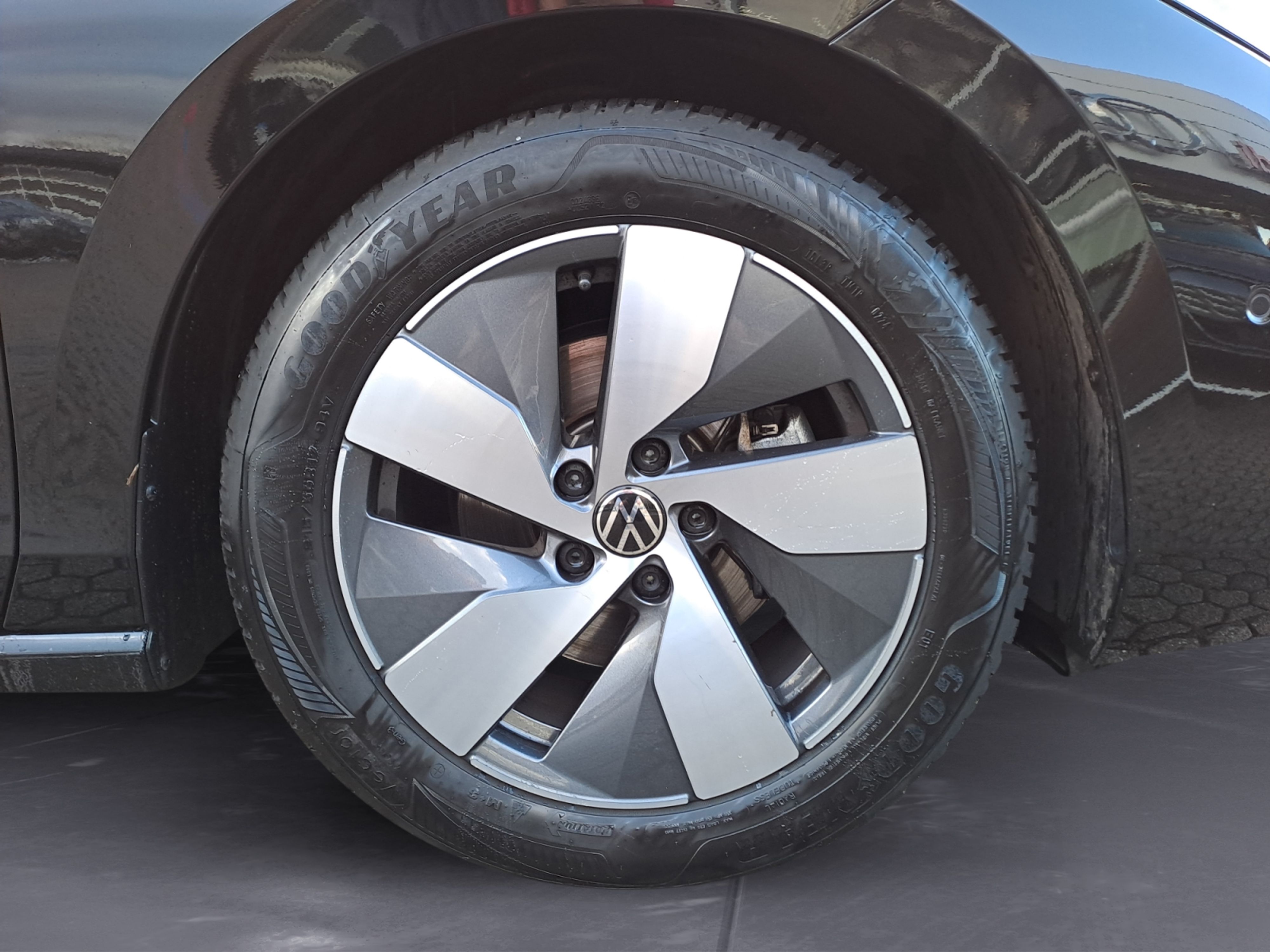 Volkswagen - Passat Elegance 2,0 TDI SCR DSG