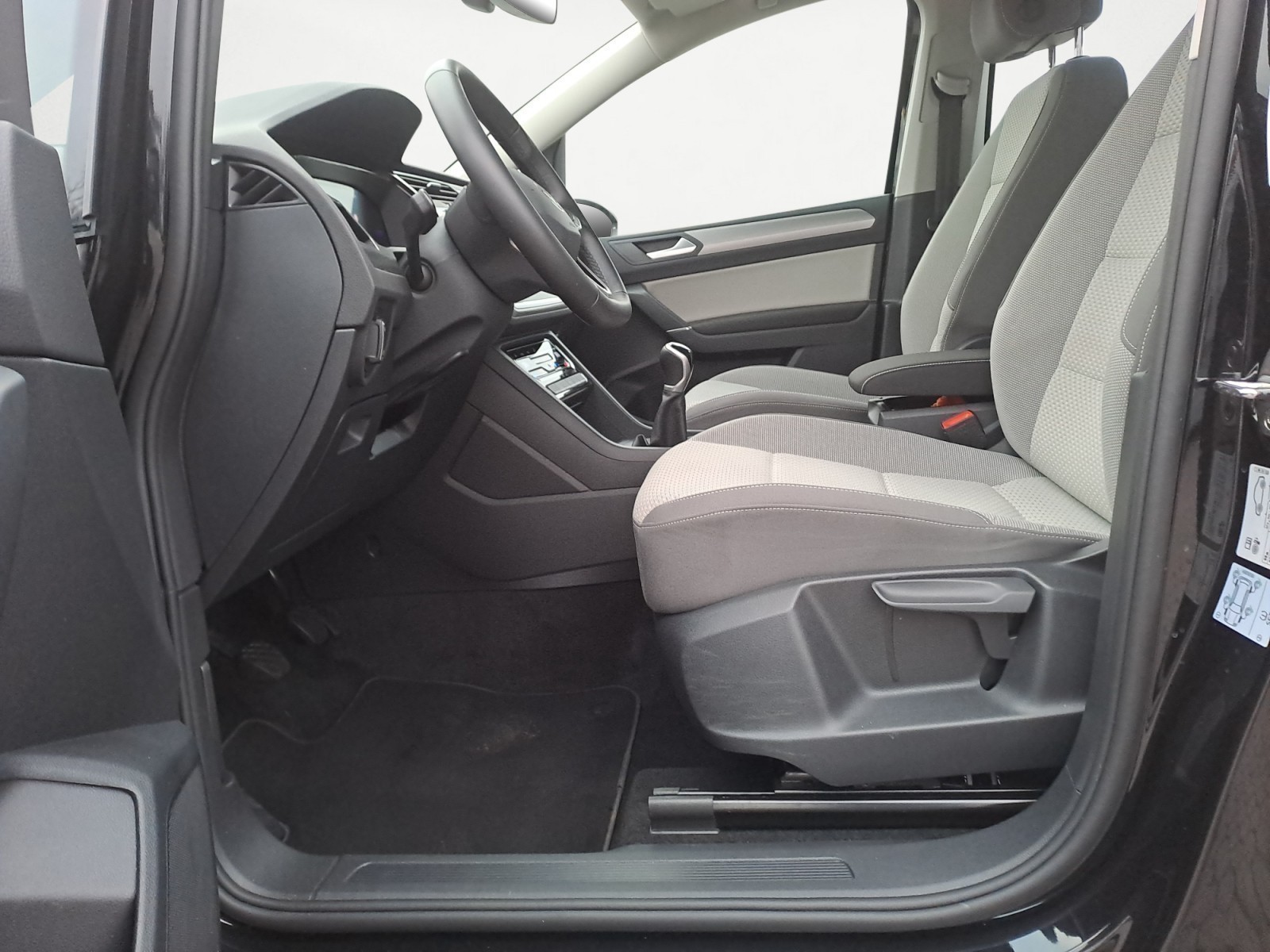 Volkswagen - Touran 1.5 TSI ACT OPF Comfortline