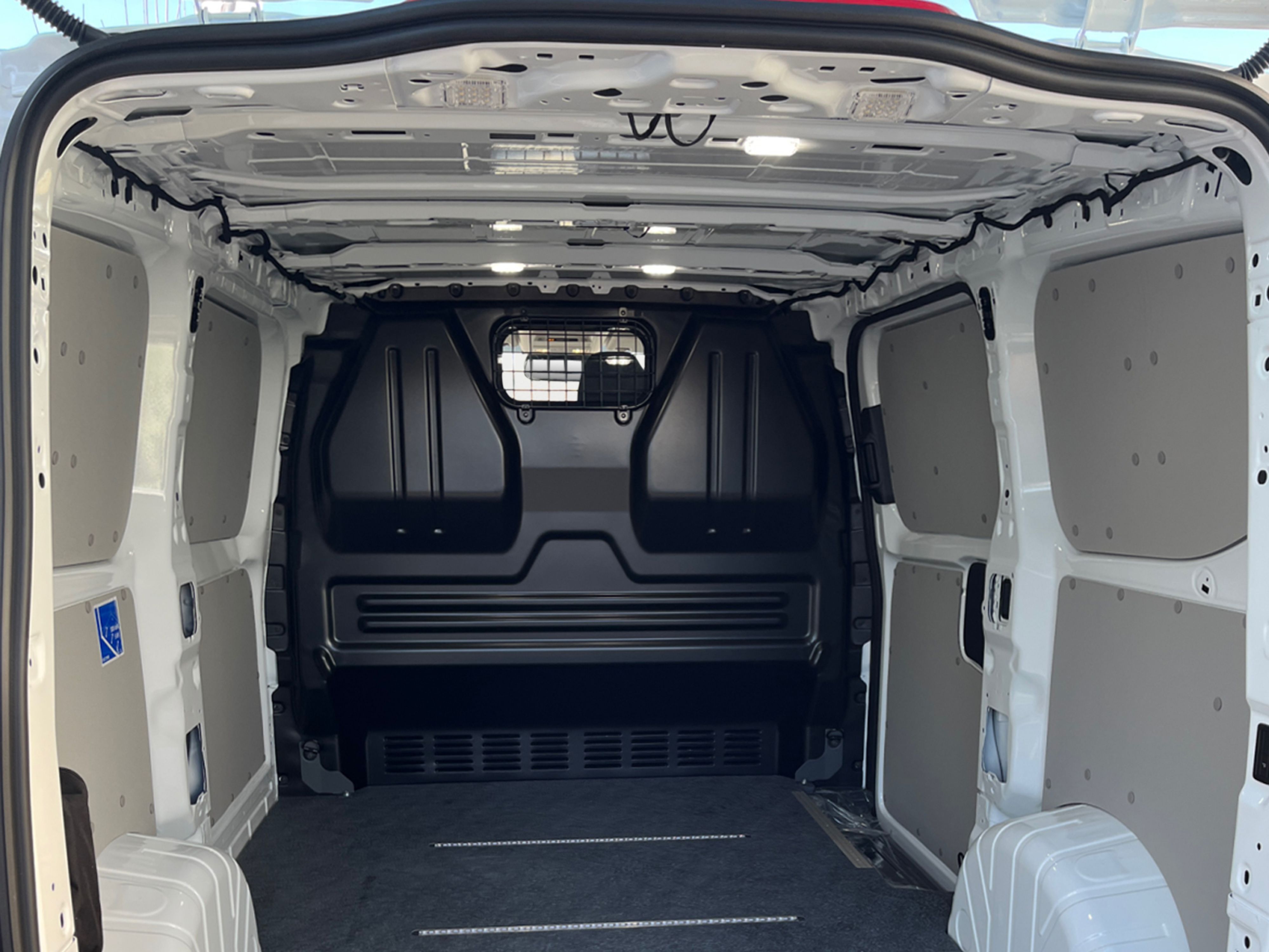 Volkswagen - Transporter Kasten 2,0 l TDI 6-Gan g Radst. 3100 mm