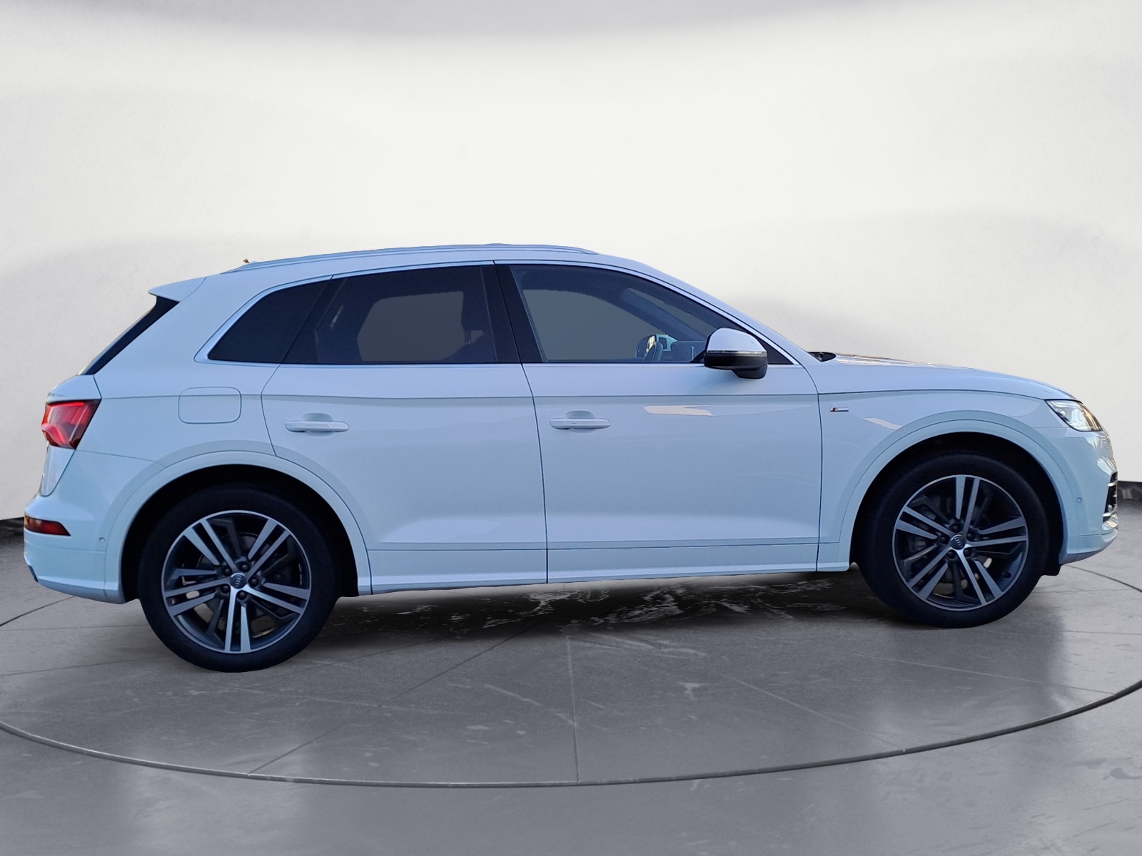 Audi - Q5 55 TFSI e quattro S tronic