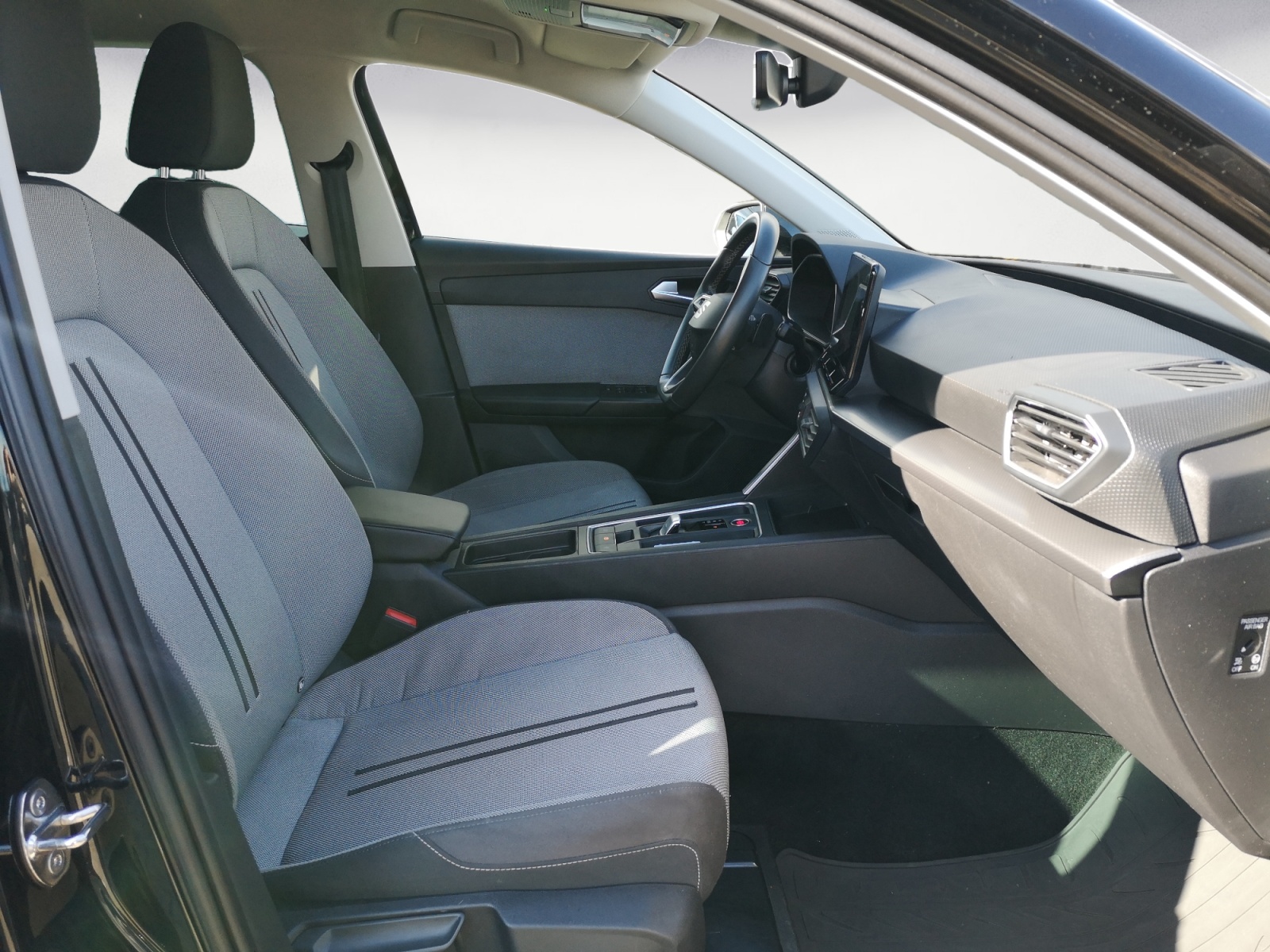 Seat - Leon Sportstourer 1.5 eTSI ACT DSG Style