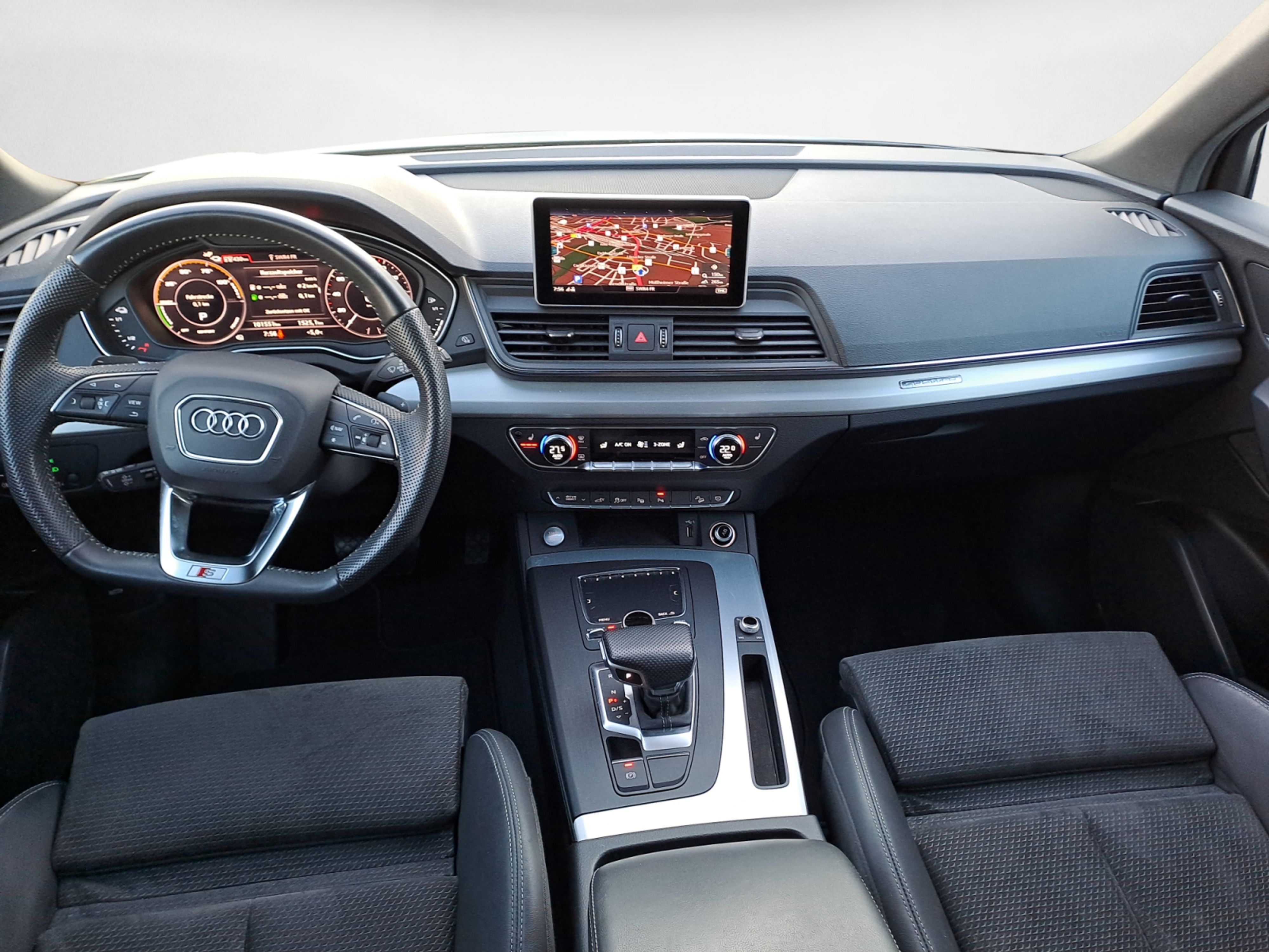 Audi - Q5 55 TFSI e quattro S tronic