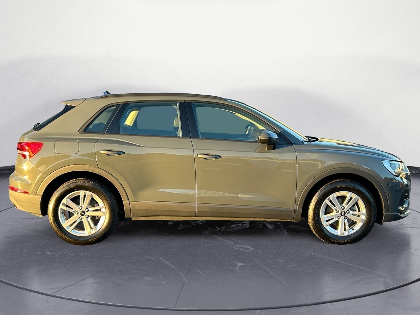 Audi - Q3 35 TDI S tronic