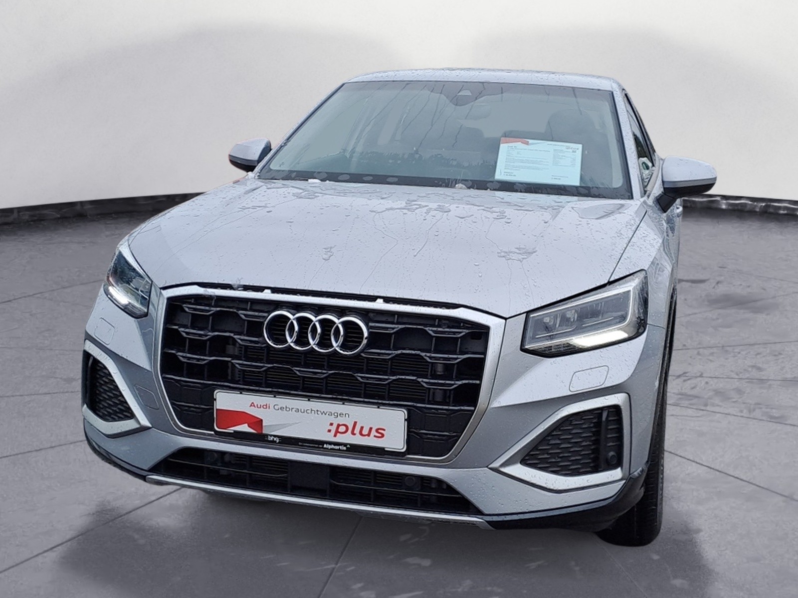 Audi - Q2