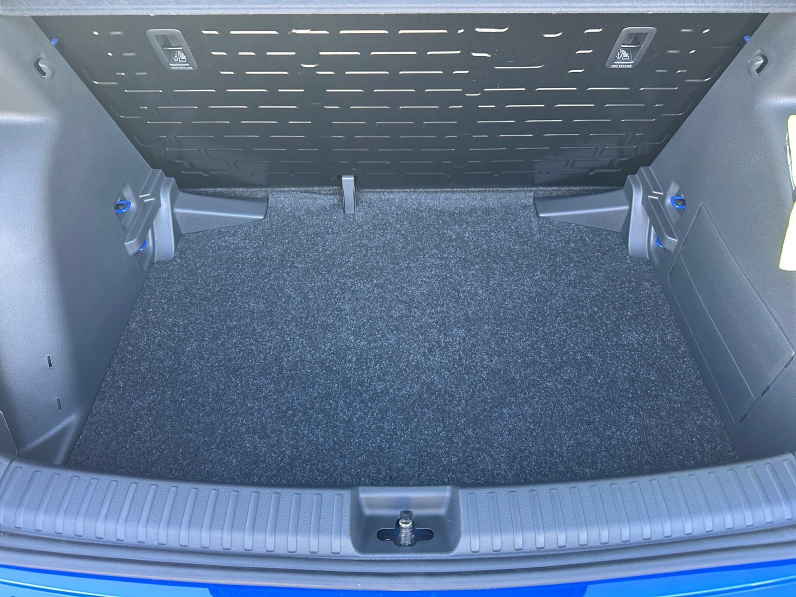 Skoda - Fabia Essence 1,0 MPI 5-Gang-Schaltgetriebe