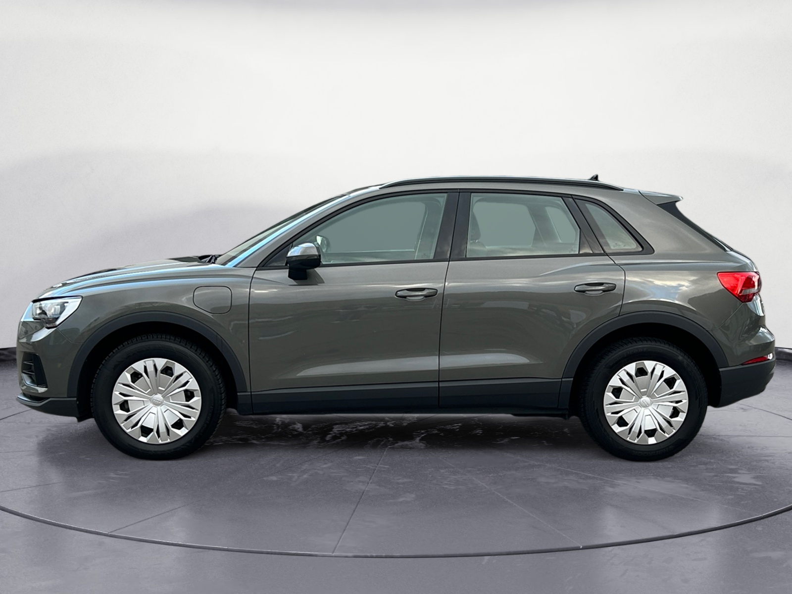 Audi - Q3 45 TFSIe S tronic