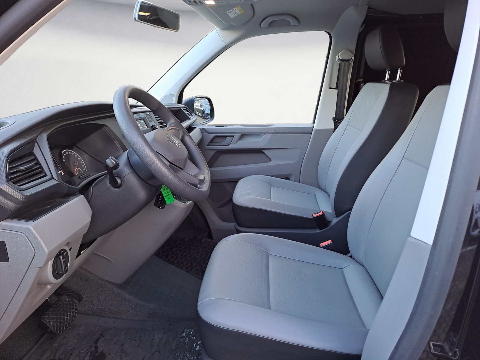 Volkswagen - T6 .1 Transporter Kasten 2,0 TDI DSG