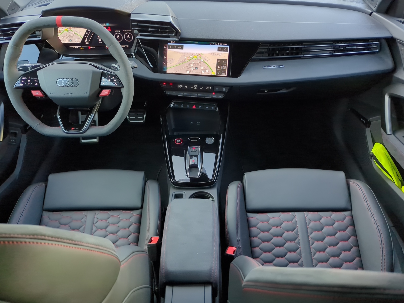 Audi - RS 3 Limousine