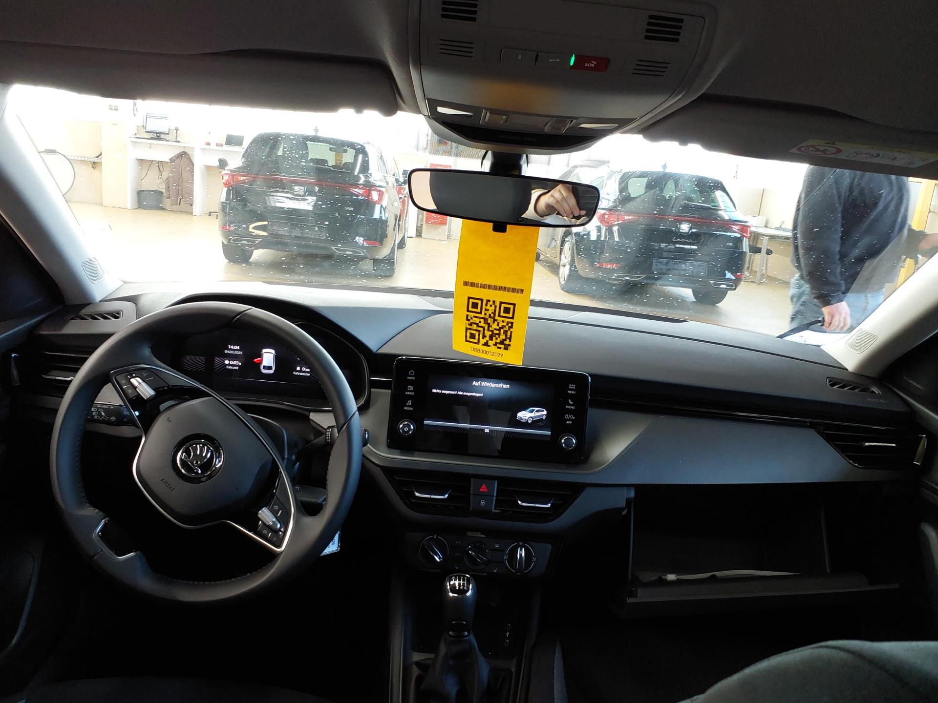 Skoda - Scala Essence 1.0 TSI