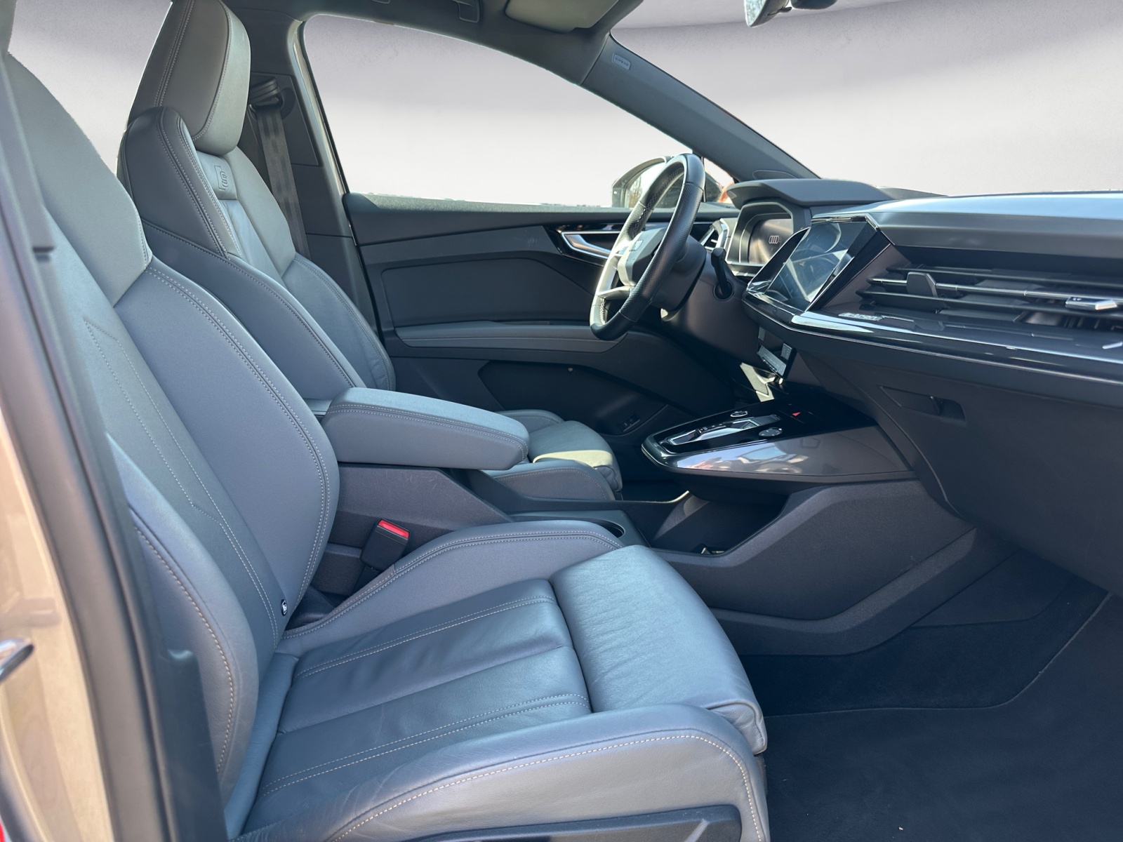 Audi - Q4 e-tron 50 Sportback quattro