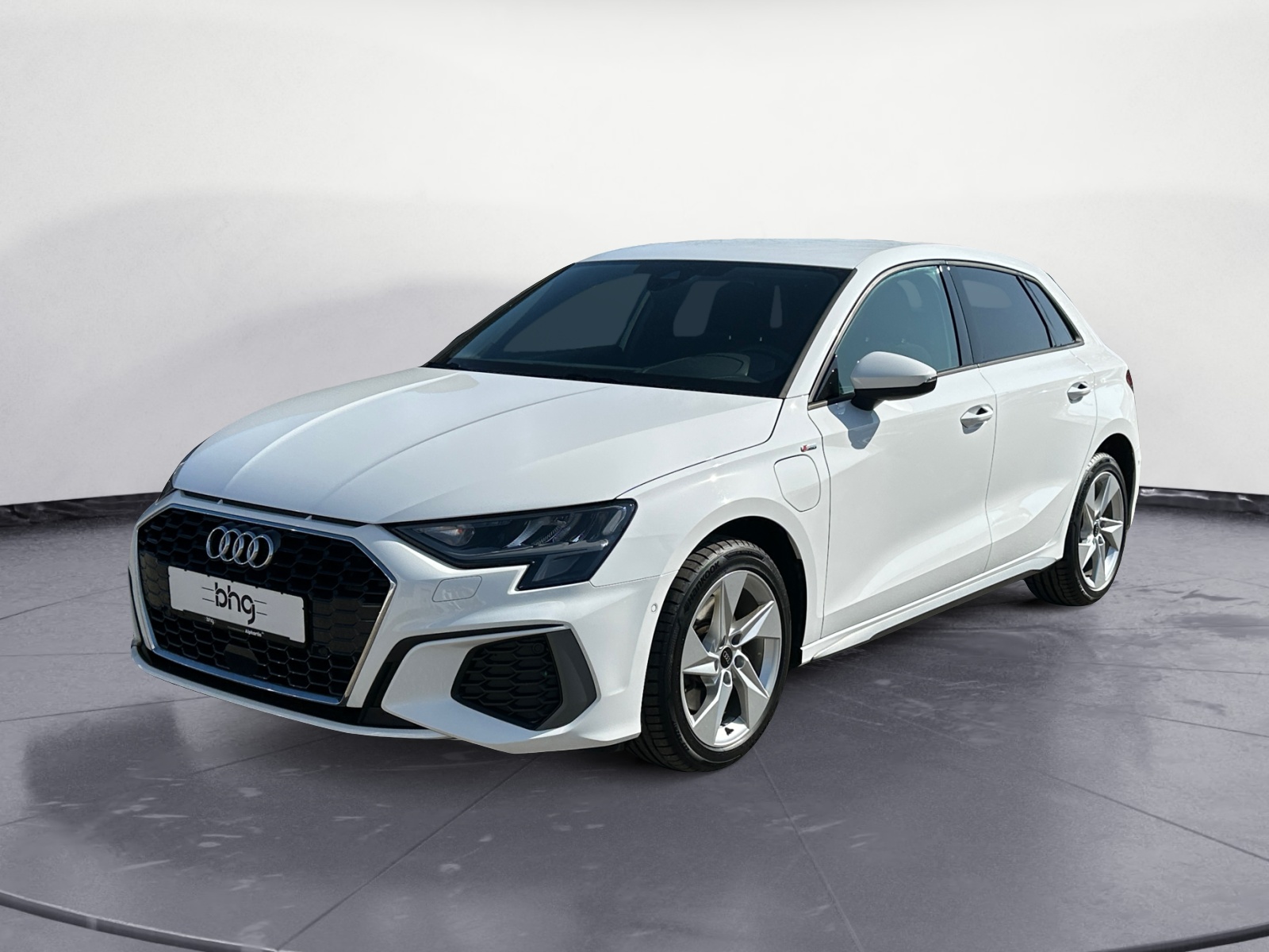 Audi - A3 40 TFSIe Sportback S tronic S line