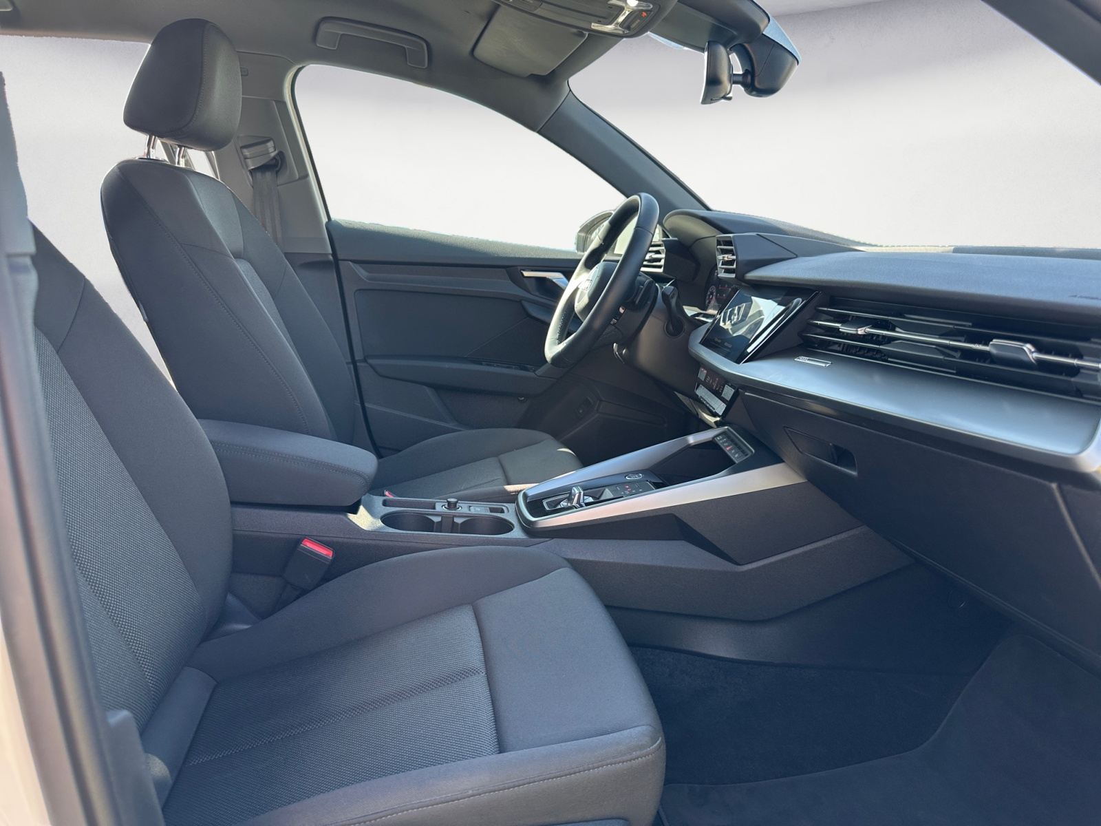 Audi - A3 40 TFSIe Sportback S tronic S line