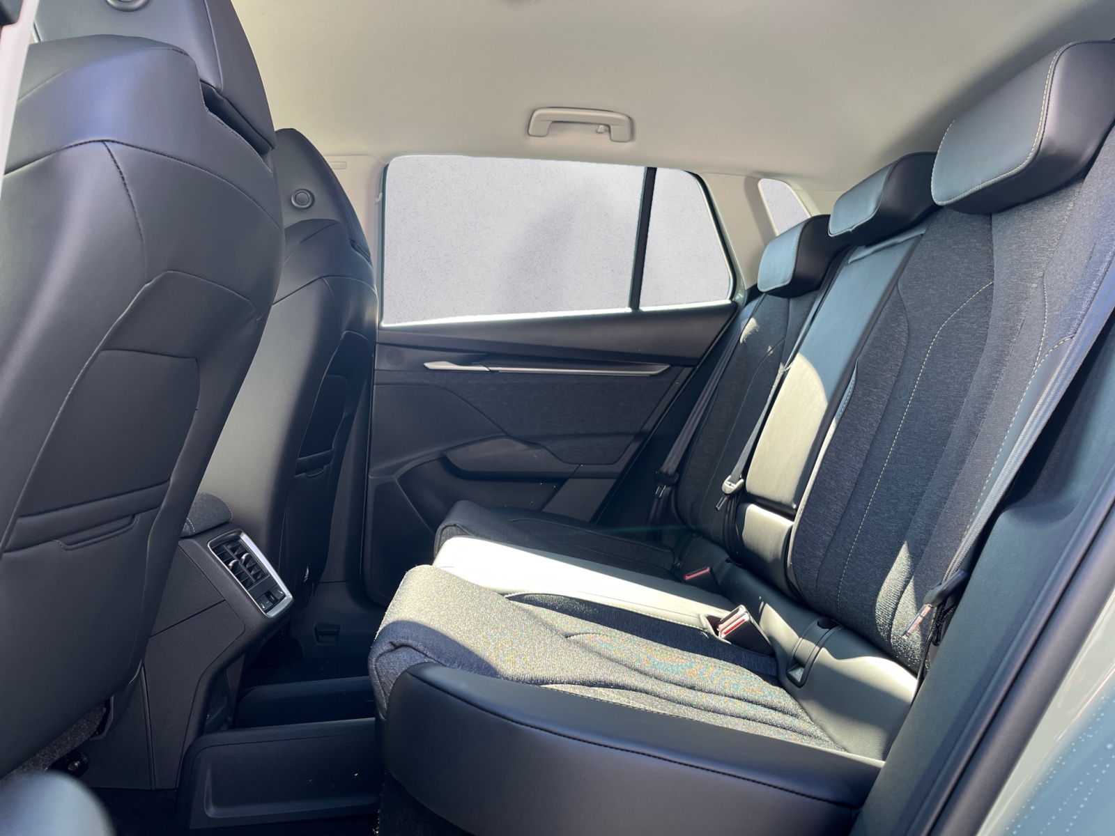 Skoda - Elroq 50 Tour h Batterie Elektromotor  1-Gang-Automatik