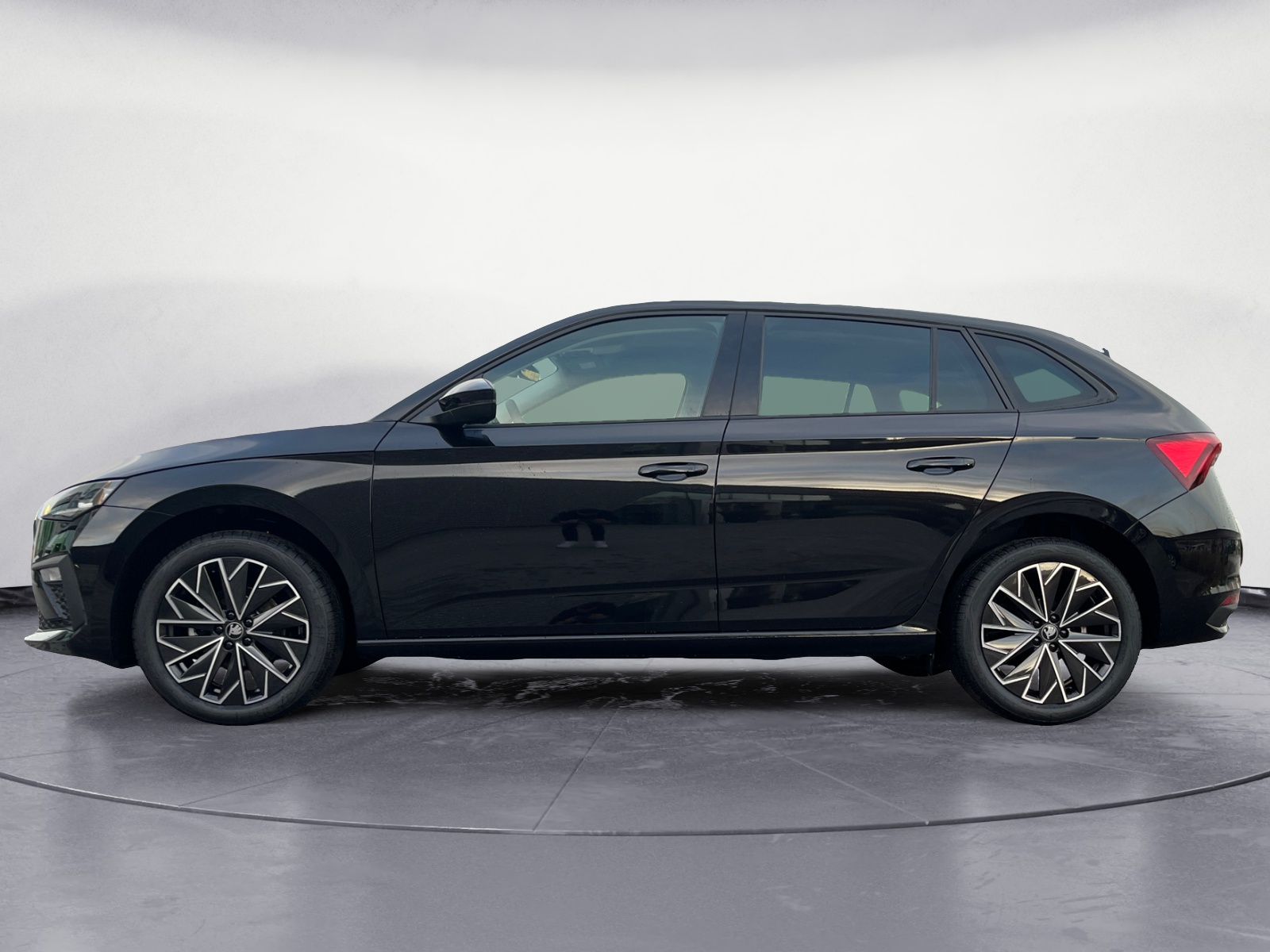 Skoda - Scala Tour 1,0 TSI 7-Gang-DSG