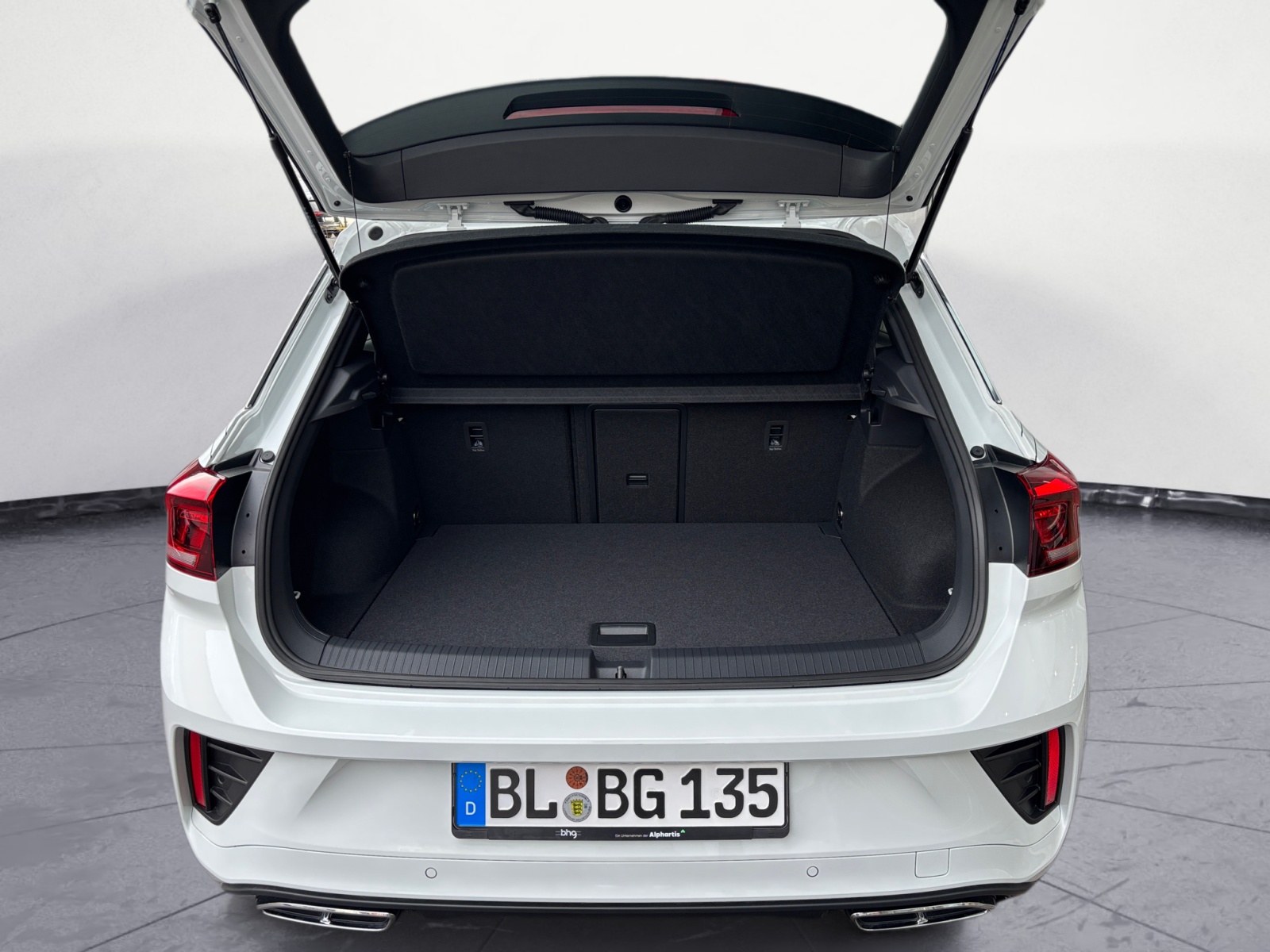 Volkswagen - T-Roc R-Line 1.5 l TSI OPF  7-Gang-Doppelkupplungsgetriebe DSG ,