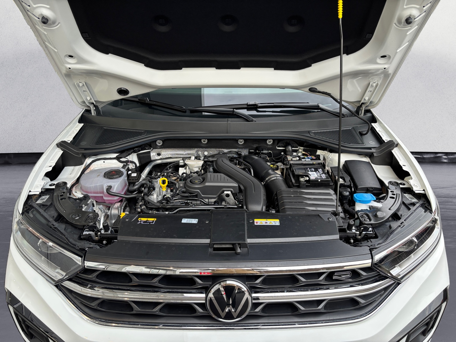 Volkswagen - T-Roc R-Line 1.5 l TSI OPF  7-Gang-Doppelkupplungsgetriebe DSG ,