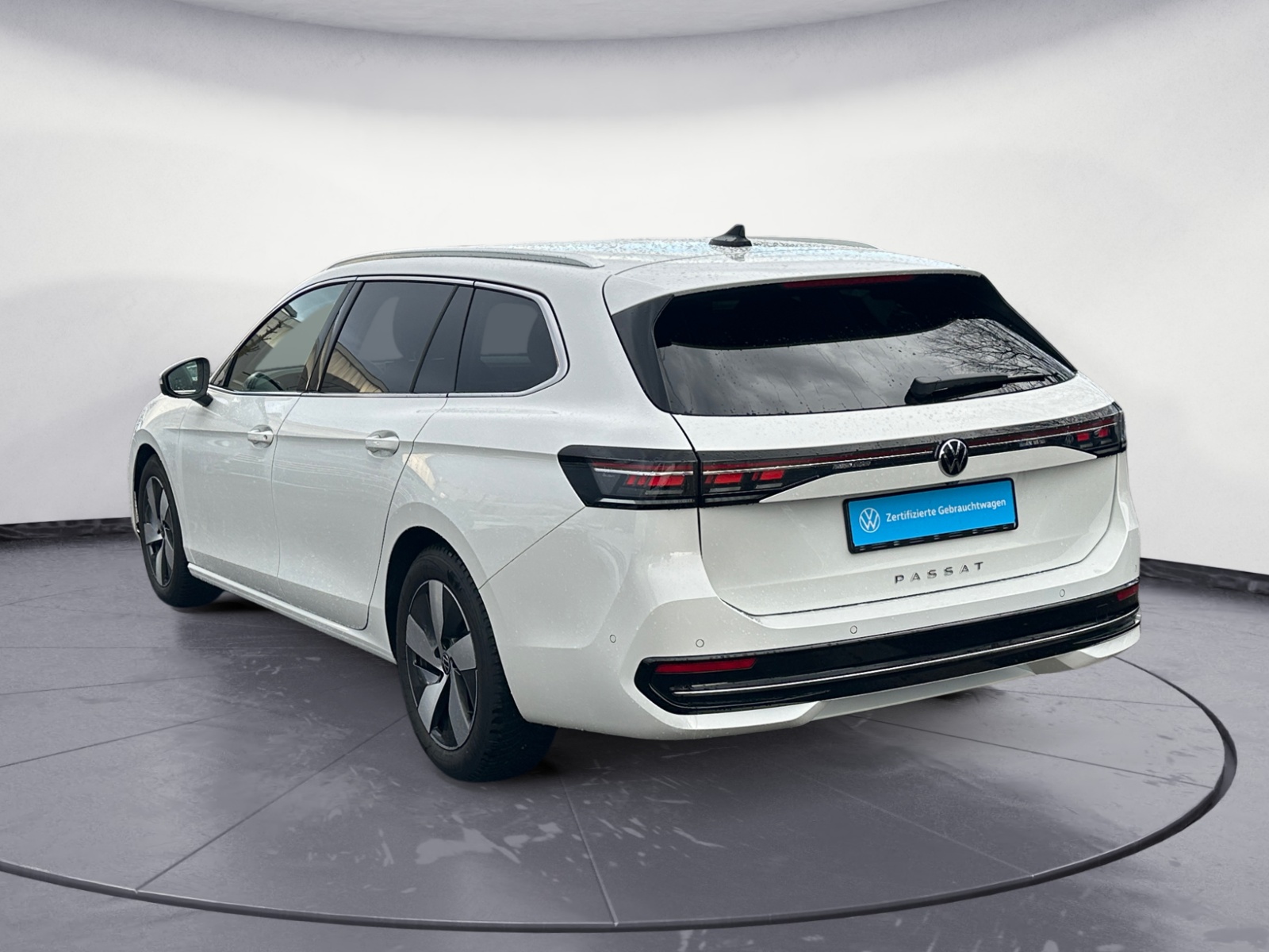 Volkswagen - Passat Variant 2.0 TDI SCR DSG Elegance