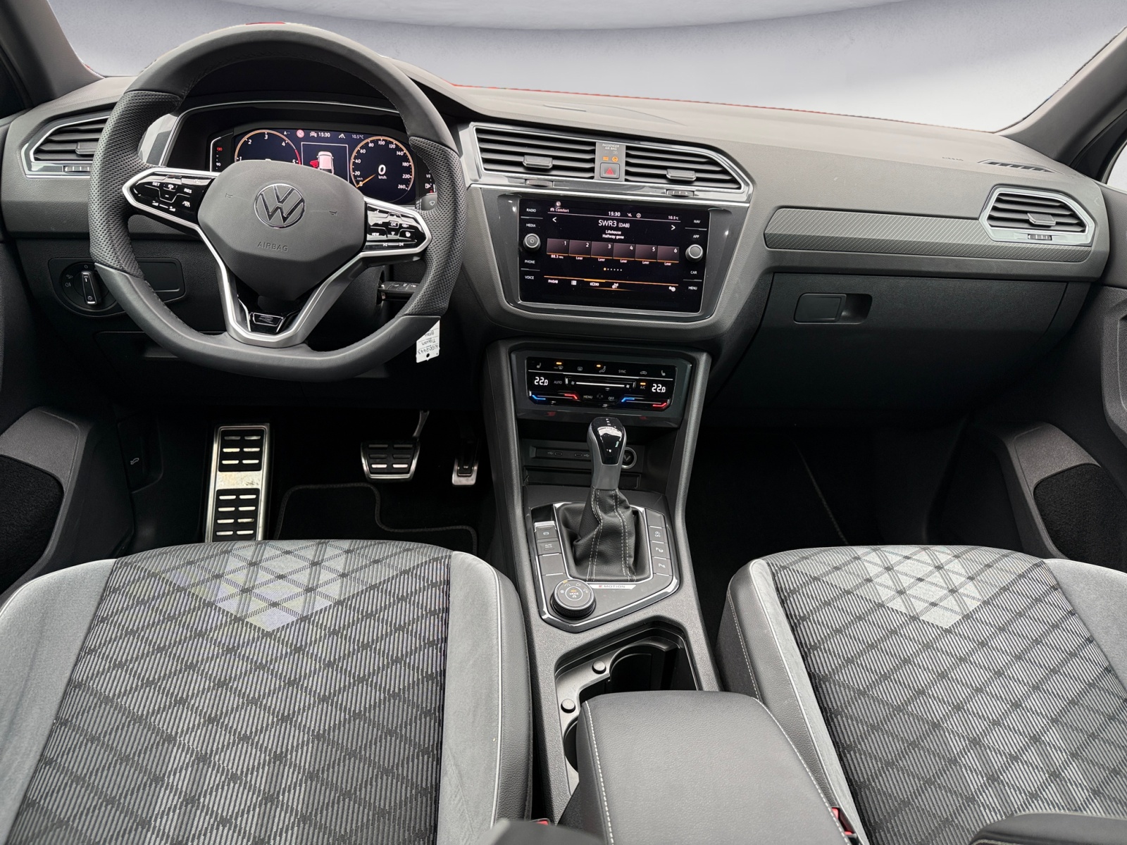 Volkswagen - Tiguan R-Line 2,0 TDI SCR 4M DSG