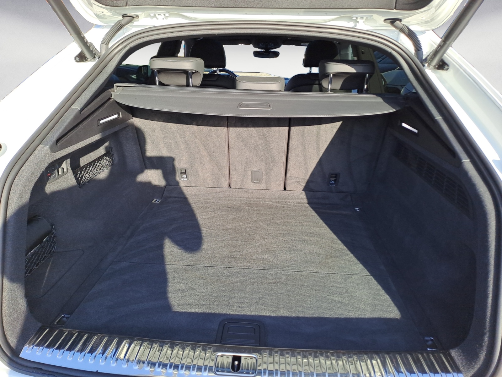 Audi - SQ8 TFSI 373(507) kW(PS) tiptronic