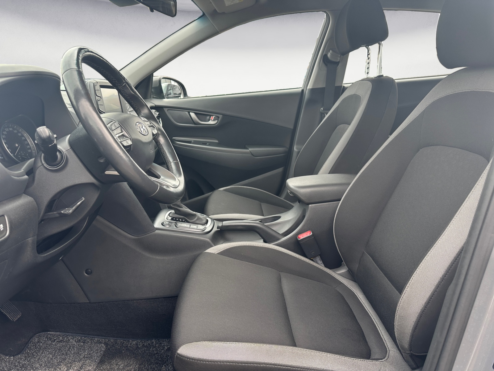 Hyundai - Kona 1.6 T-GDI DCT Trend