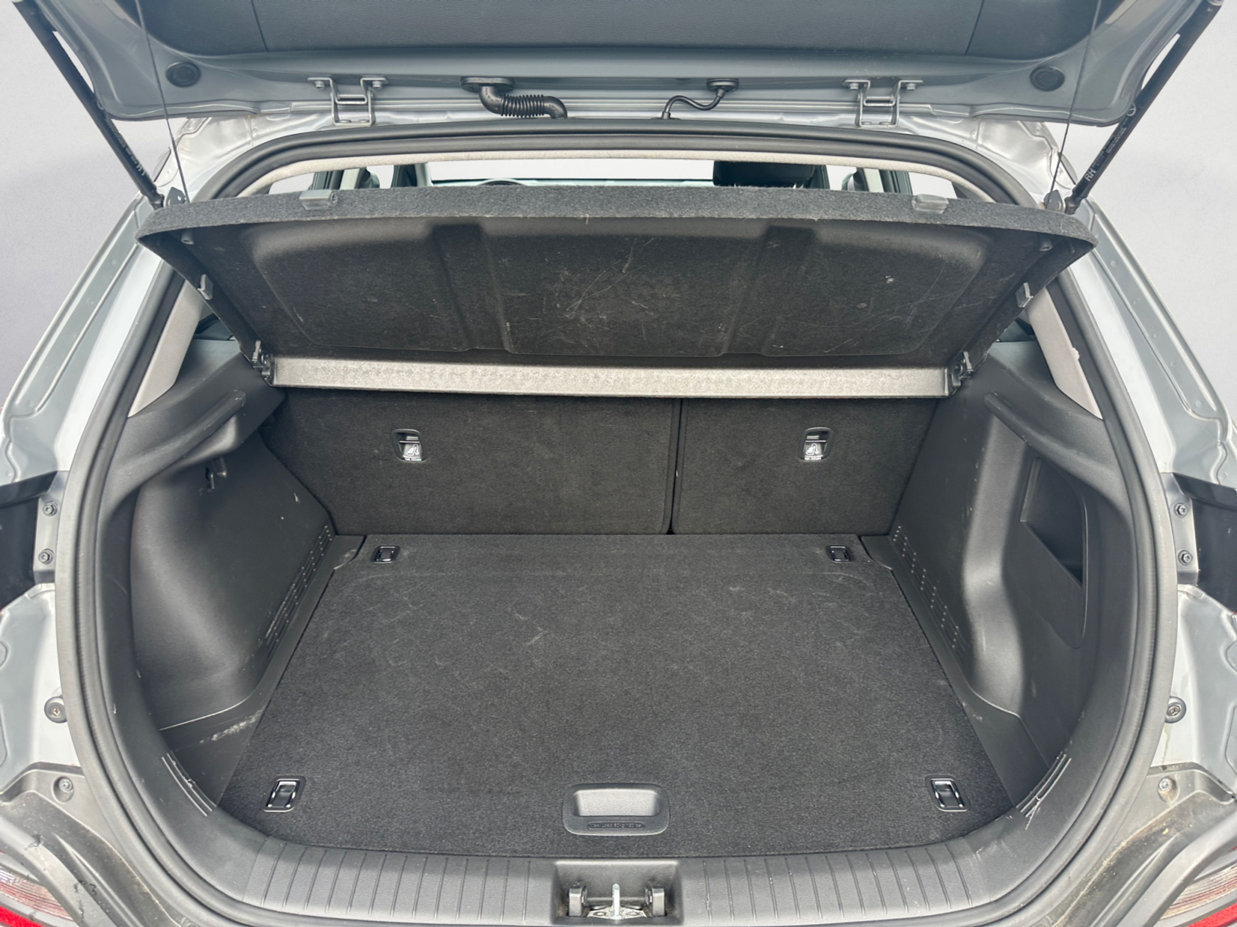 Hyundai - Kona 1.6 T-GDI DCT Trend