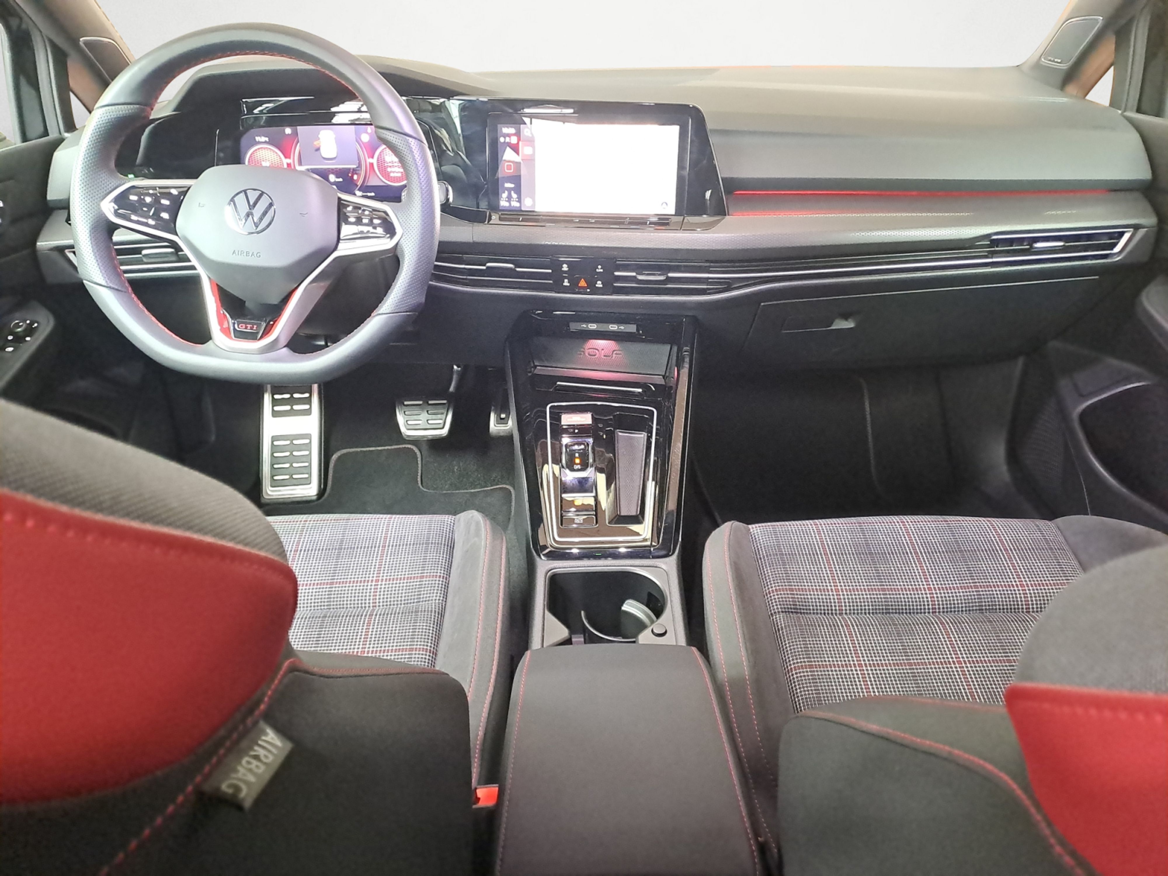 Volkswagen - Golf GTI 2.0 TSI DSG