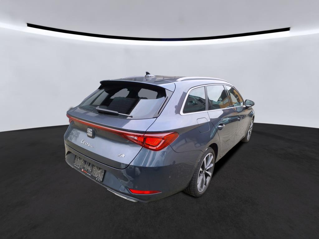 Seat - Leon Sportstourer 2.0 TDI DSG FR-LINE