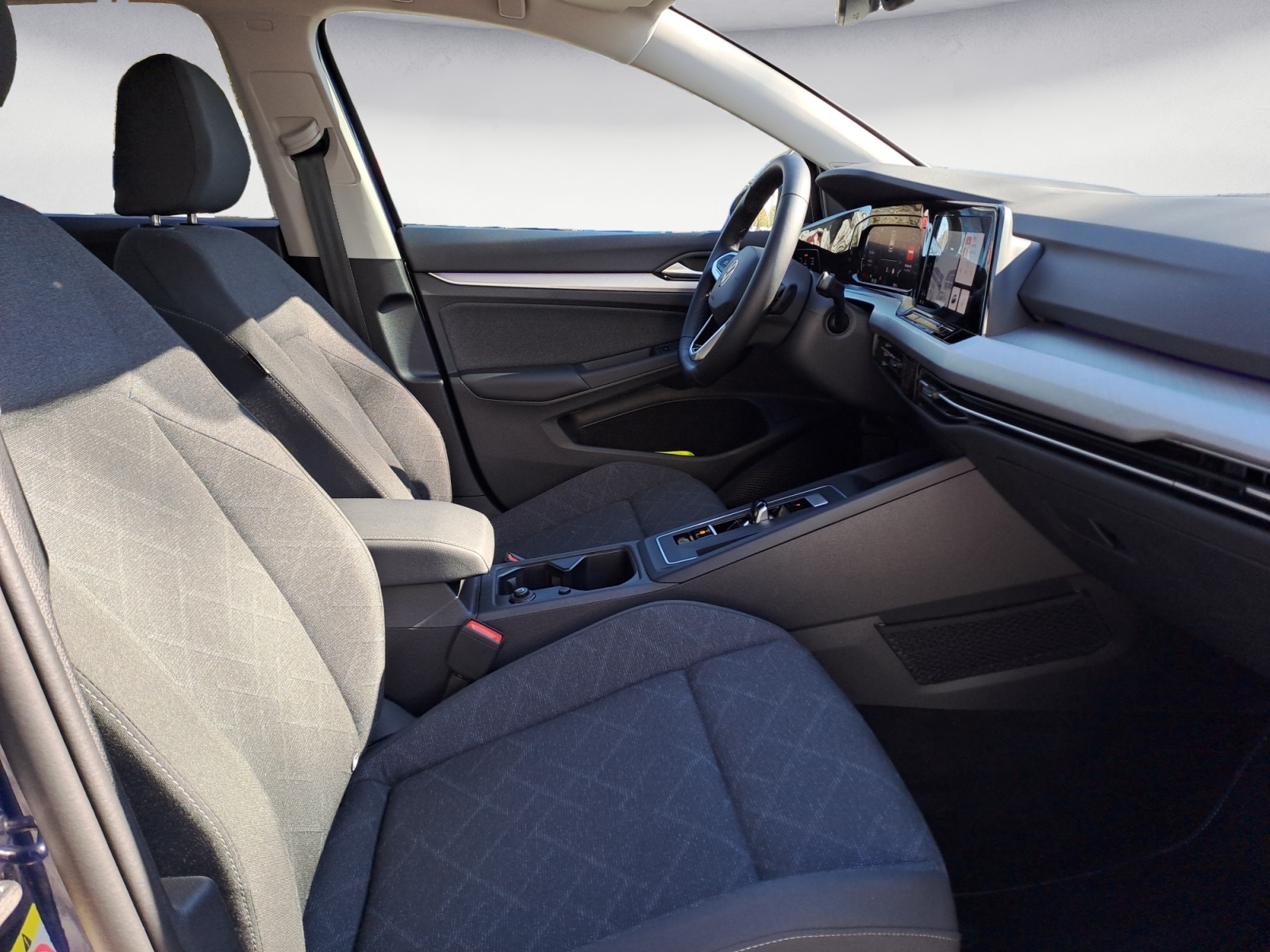 Volkswagen - Golf 1.5 eTSI OPF DSG Life