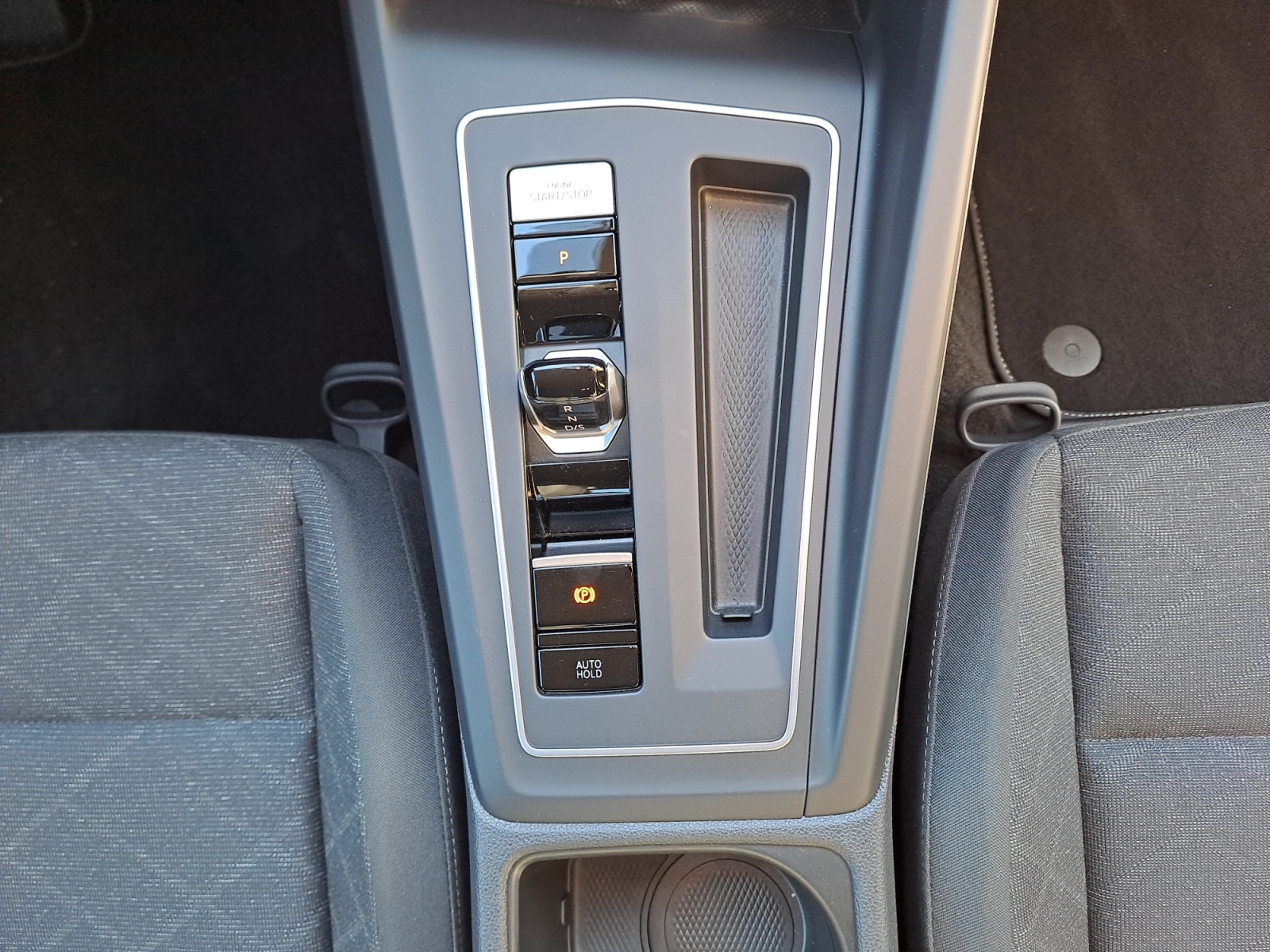 Volkswagen - Golf 1.5 eTSI OPF DSG Life